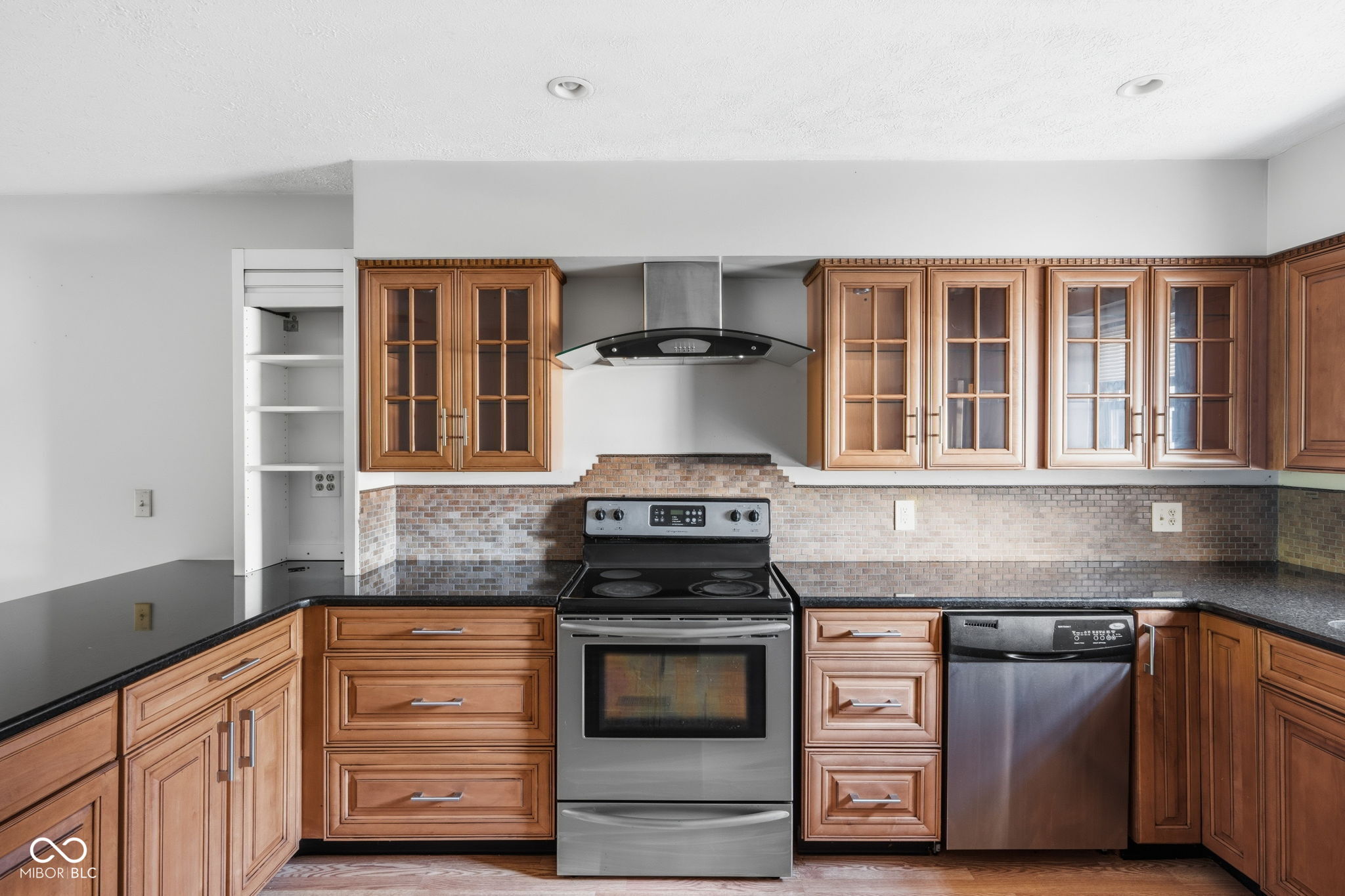 6321 Brush Court, Indianapolis, IN, 46268 photo 4 of 20