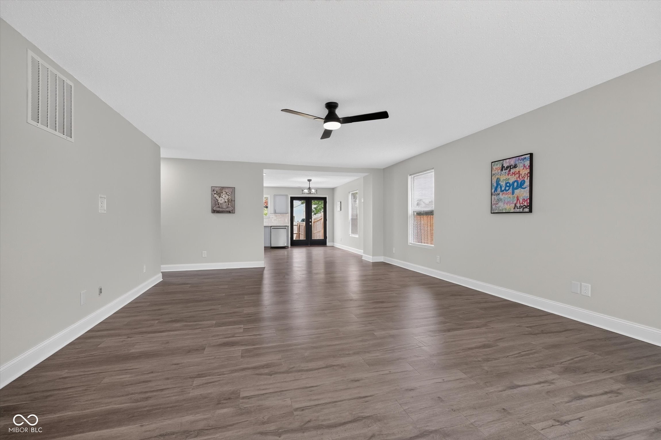 10622 Crackling Drive, Indianapolis, IN, 46259 photo 4 of 28