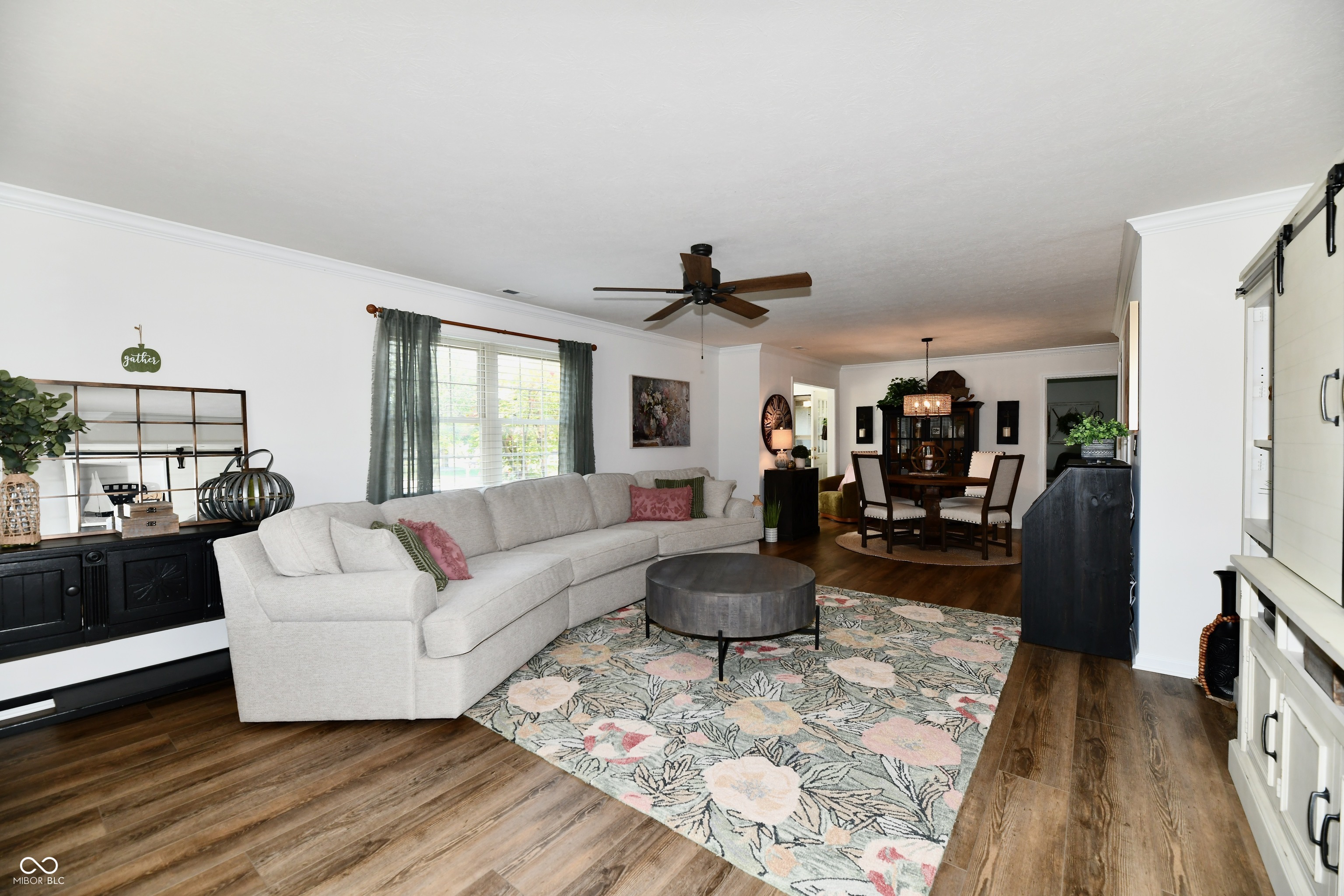 1734 Vidalia Court, Greenwood, IN, 46143 photo 4 of 36