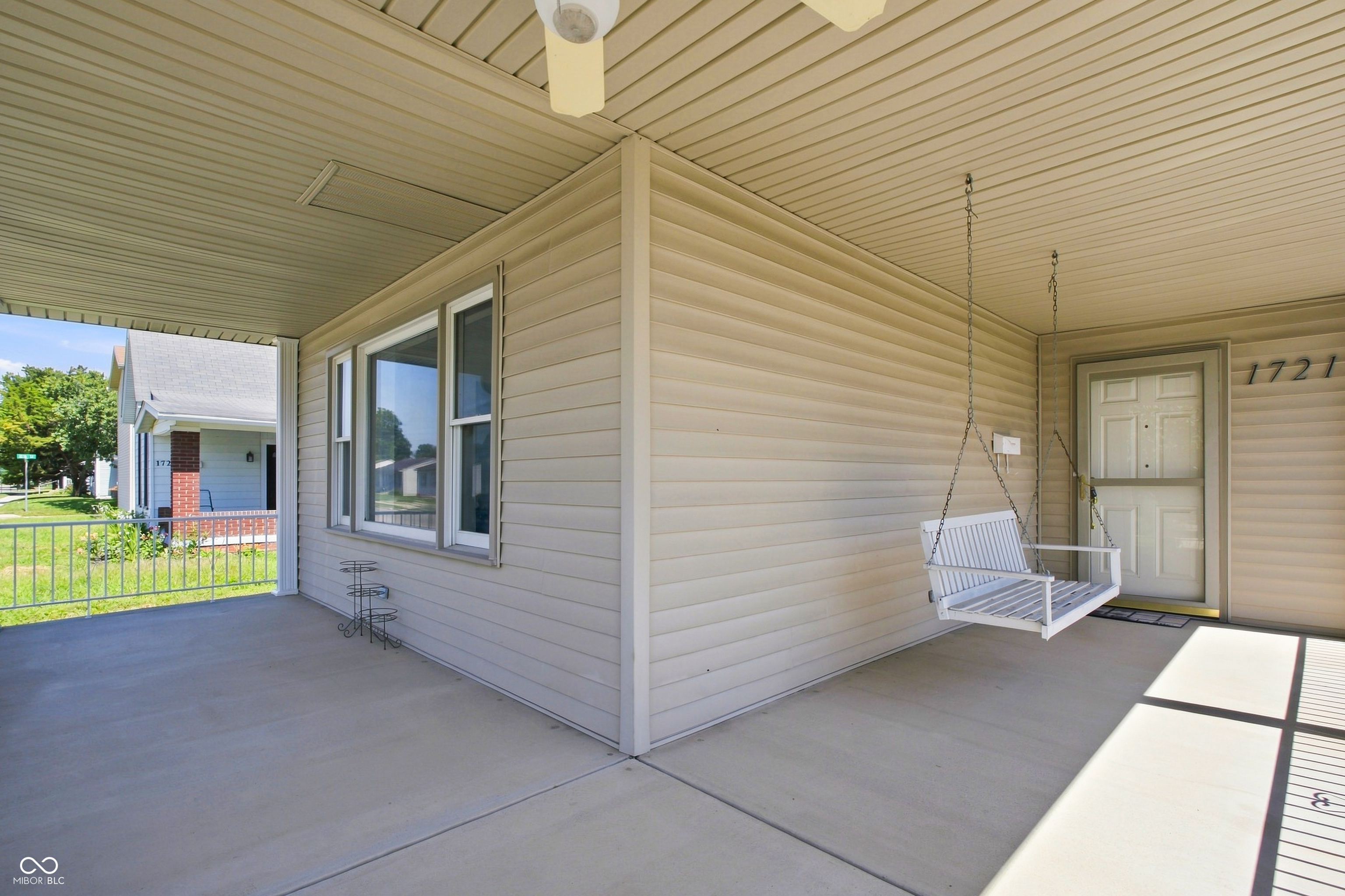 1721 Cottage Avenue, Columbus, IN, 47201 photo 4 of 39