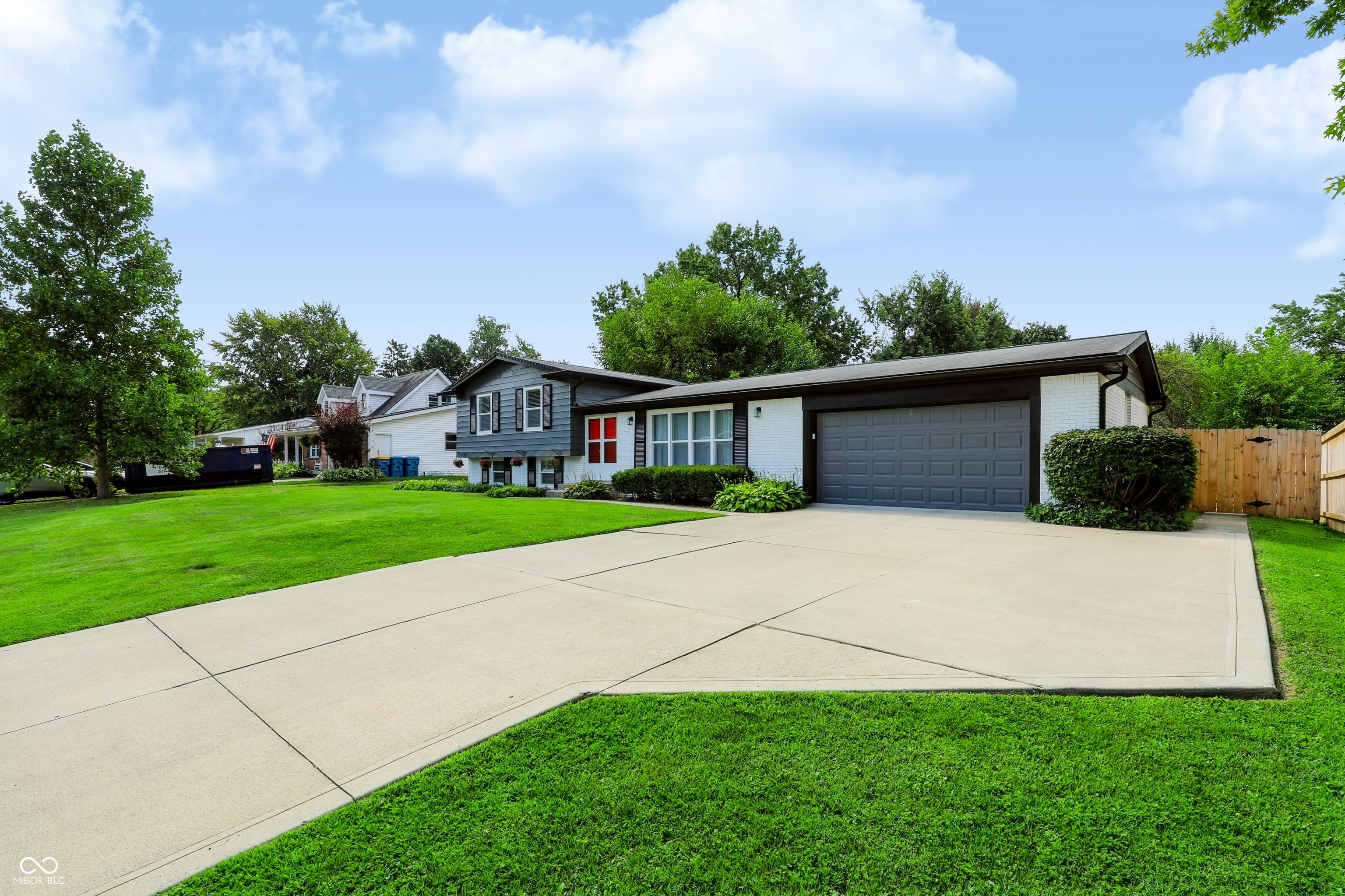 441 Ash Drive, Carmel, IN, 46032 photo 4 of 44