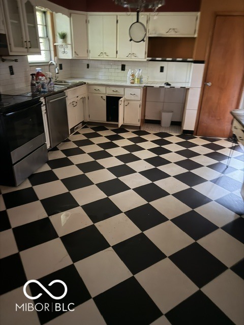 1337 N Mitchner Avenue, Indianapolis, IN, 46219 photo 4 of 14