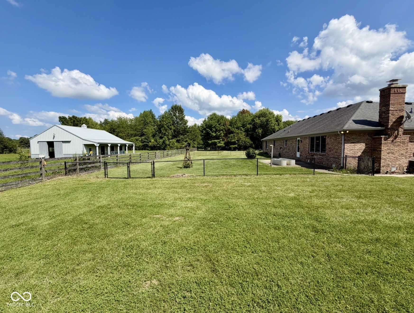 2820 State Road 38 E, Westfield, IN, 46074 photo 4 of 40