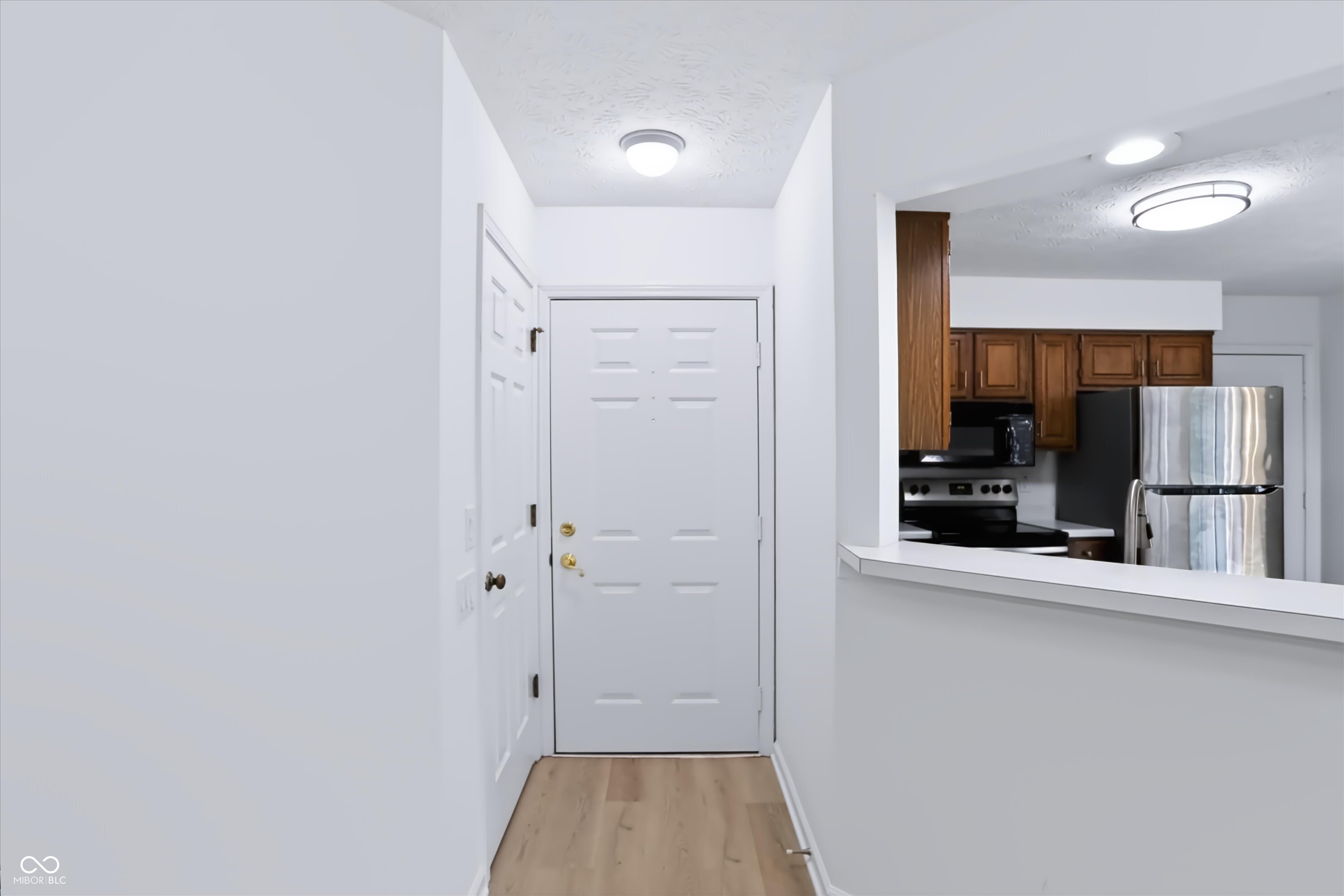7667 Wickfield Way, Indianapolis, IN, 46256 photo 4 of 55