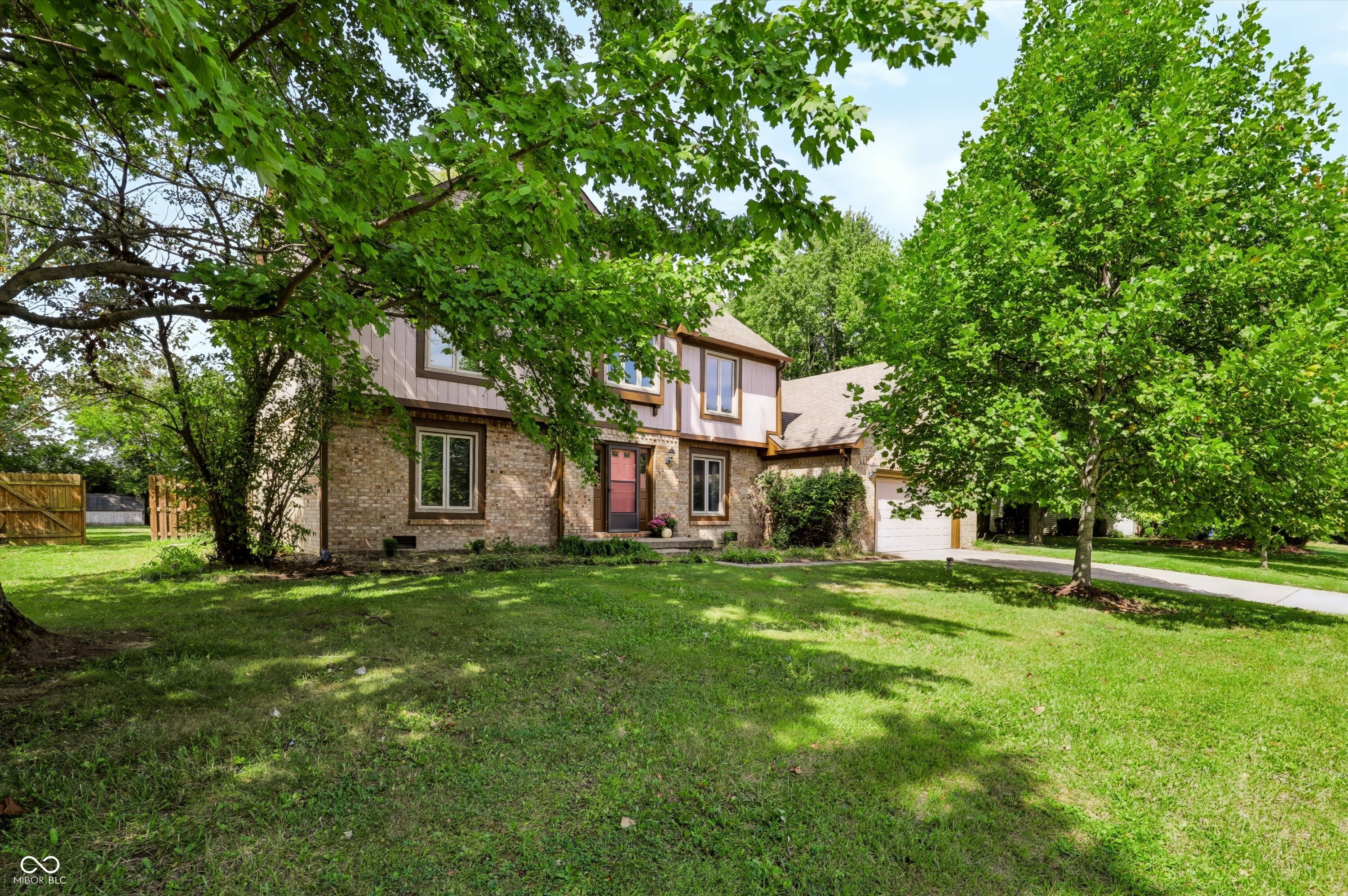 108 Glenbrook Lane, Avon, IN, 46123 photo 4 of 50