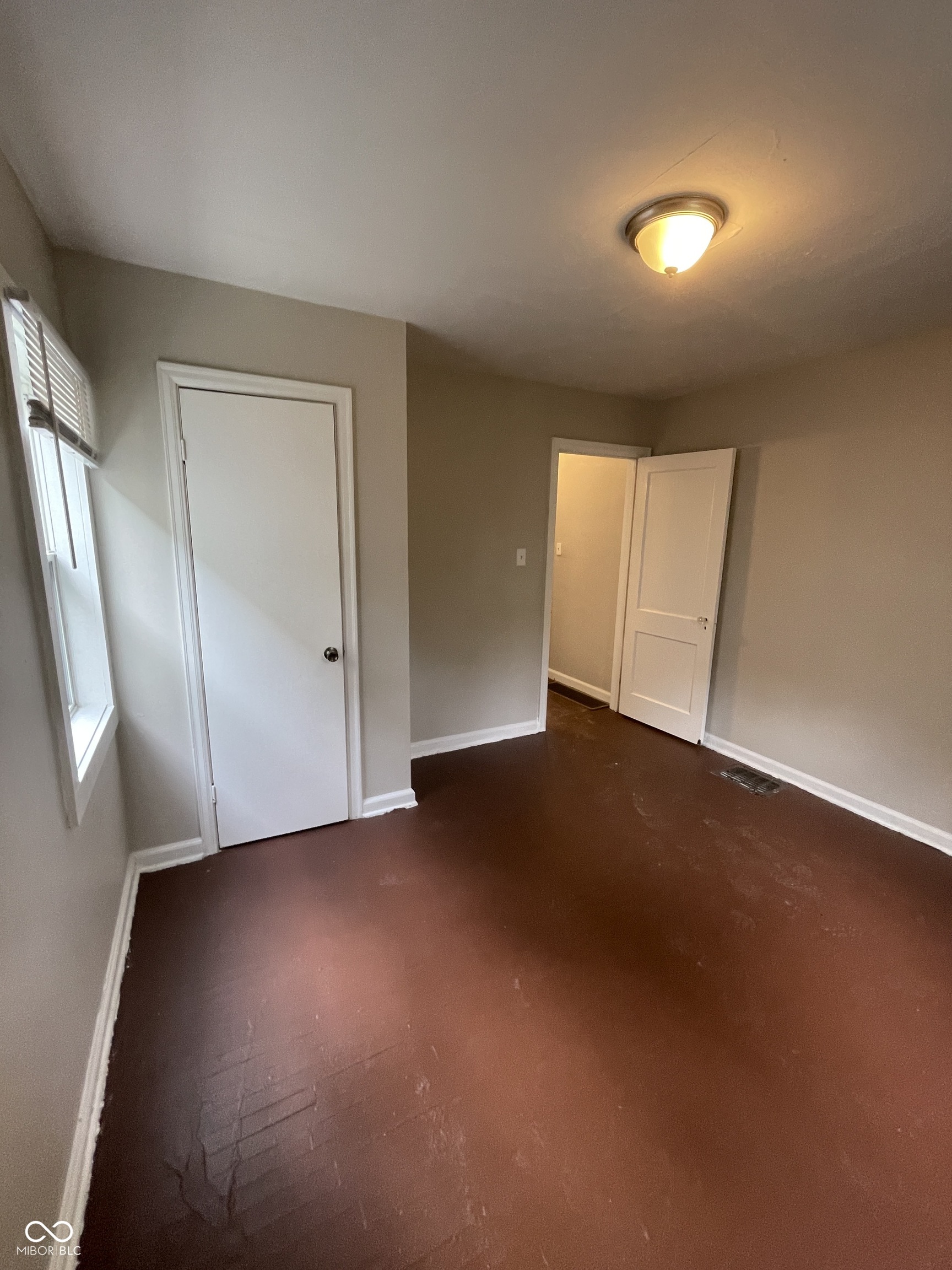 3915 Hillside Avenue, Indianapolis, IN, 46205 photo 4 of 8