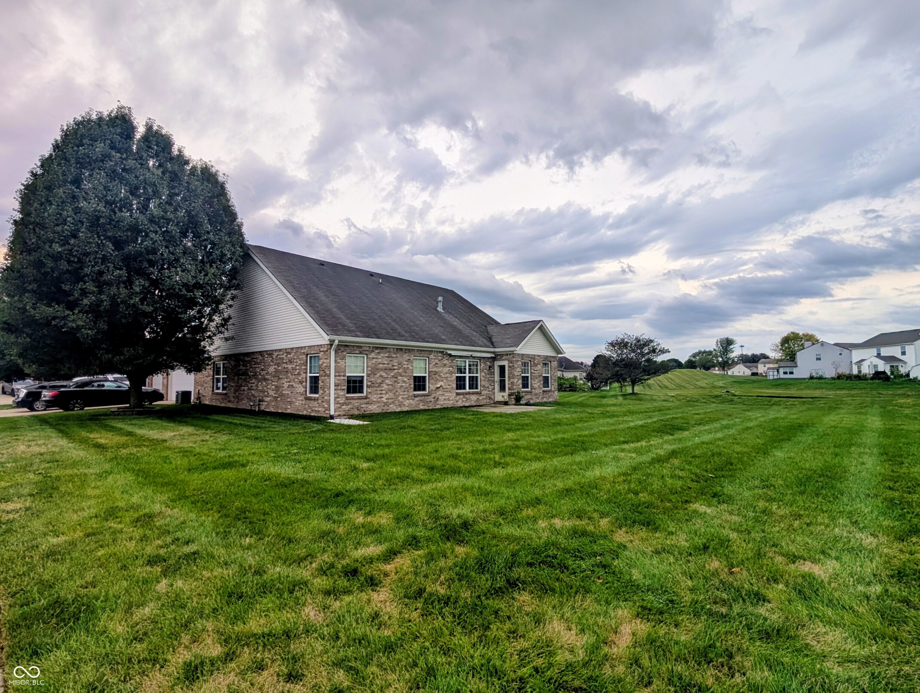 10762 Crane Drive, Indianapolis, IN, 46231 photo 4 of 27