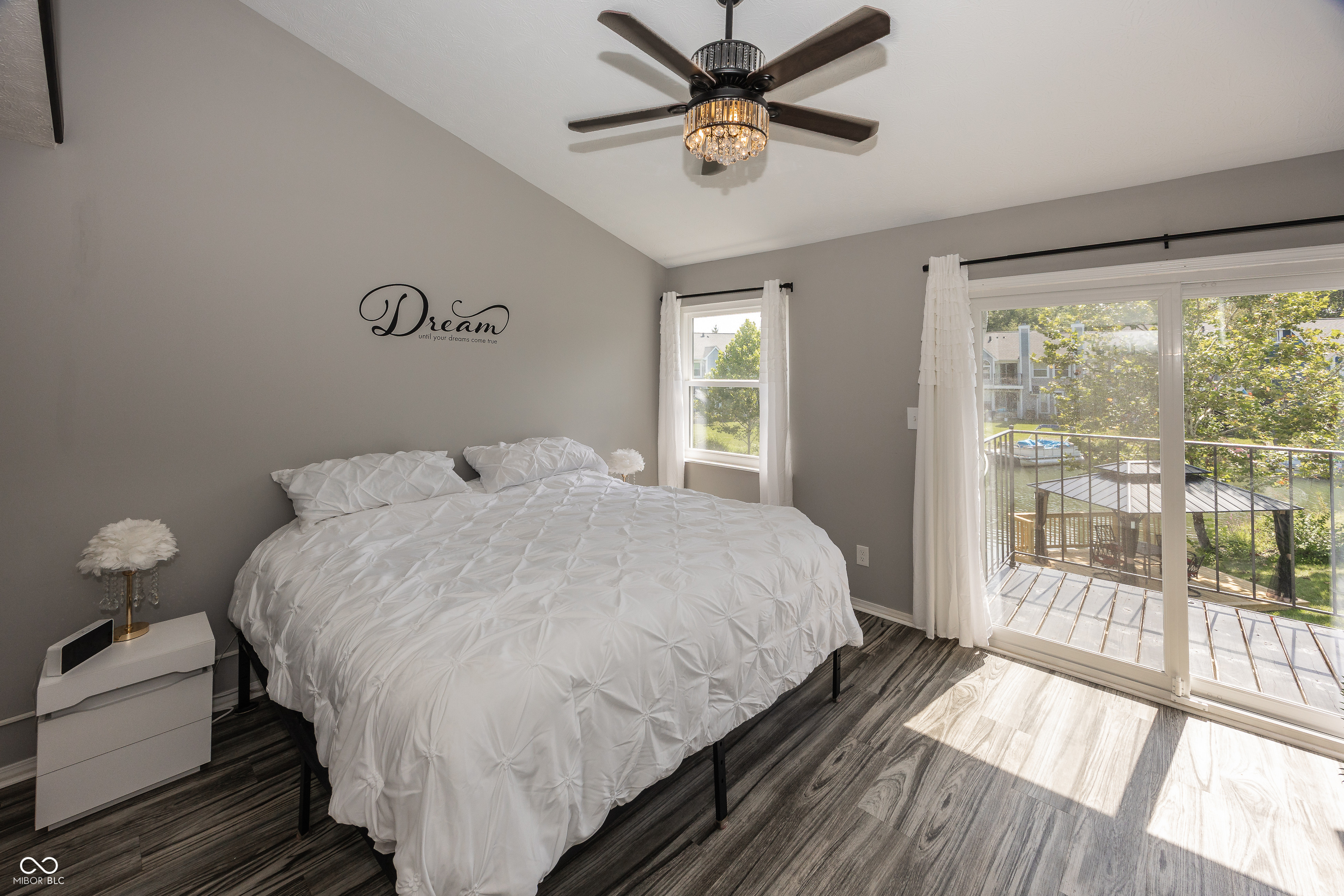 7437 Oceanline Drive, Indianapolis, IN, 46214 photo 4 of 31