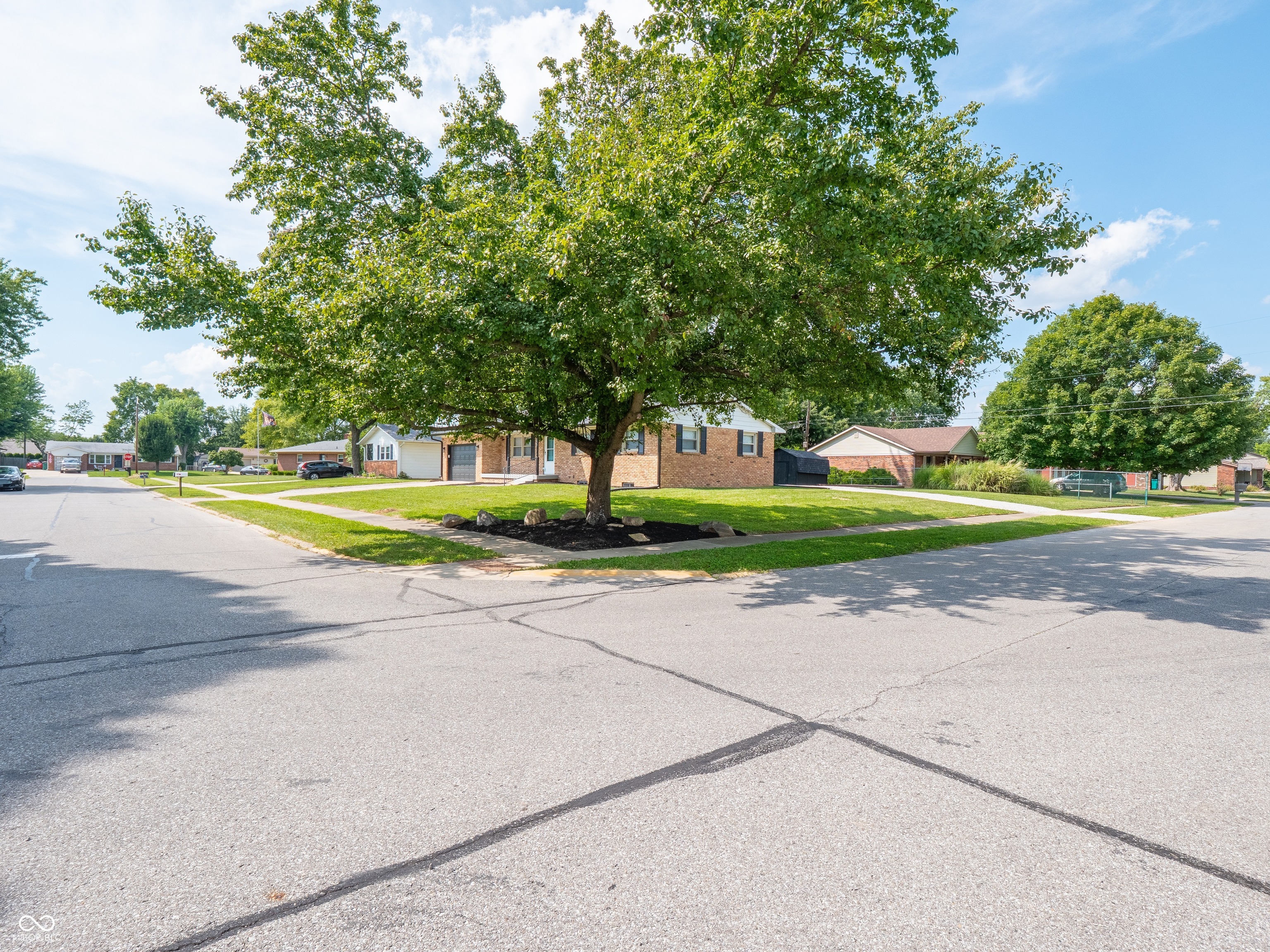 100 Merlin Drive, Franklin, IN, 46131 photo 4 of 64