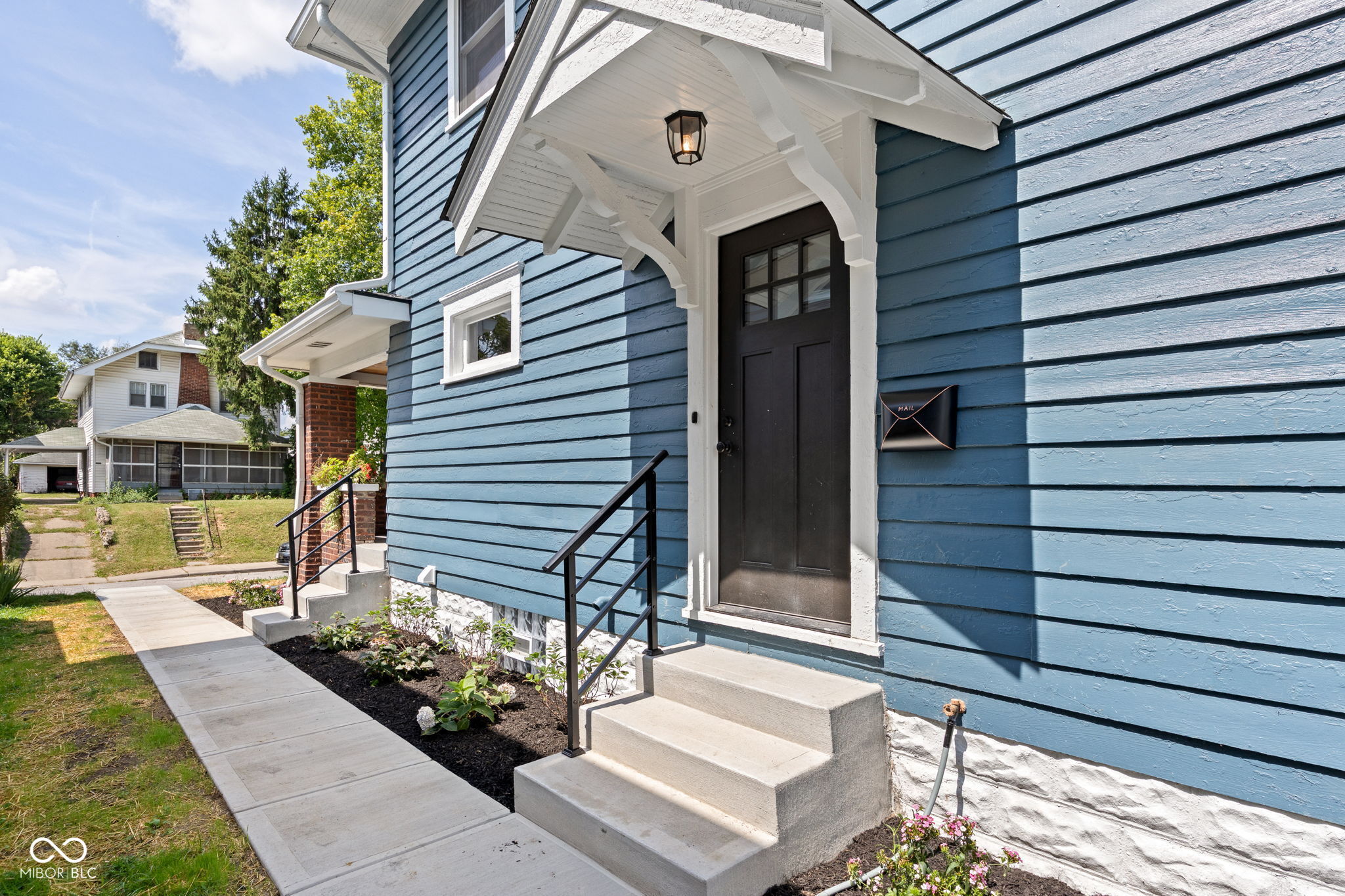 4353 Carrollton Avenue, Indianapolis, IN, 46205 photo 4 of 35
