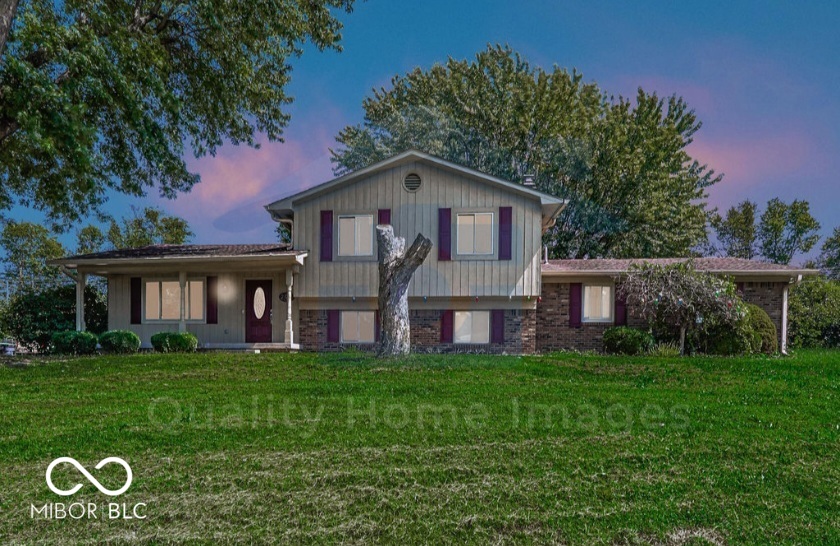 299 N Restin, Greenwood, IN, 46142 photo 4 of 30