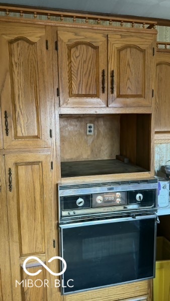 412 N Broadway Street, Peru, IN, 46970 photo 4 of 15