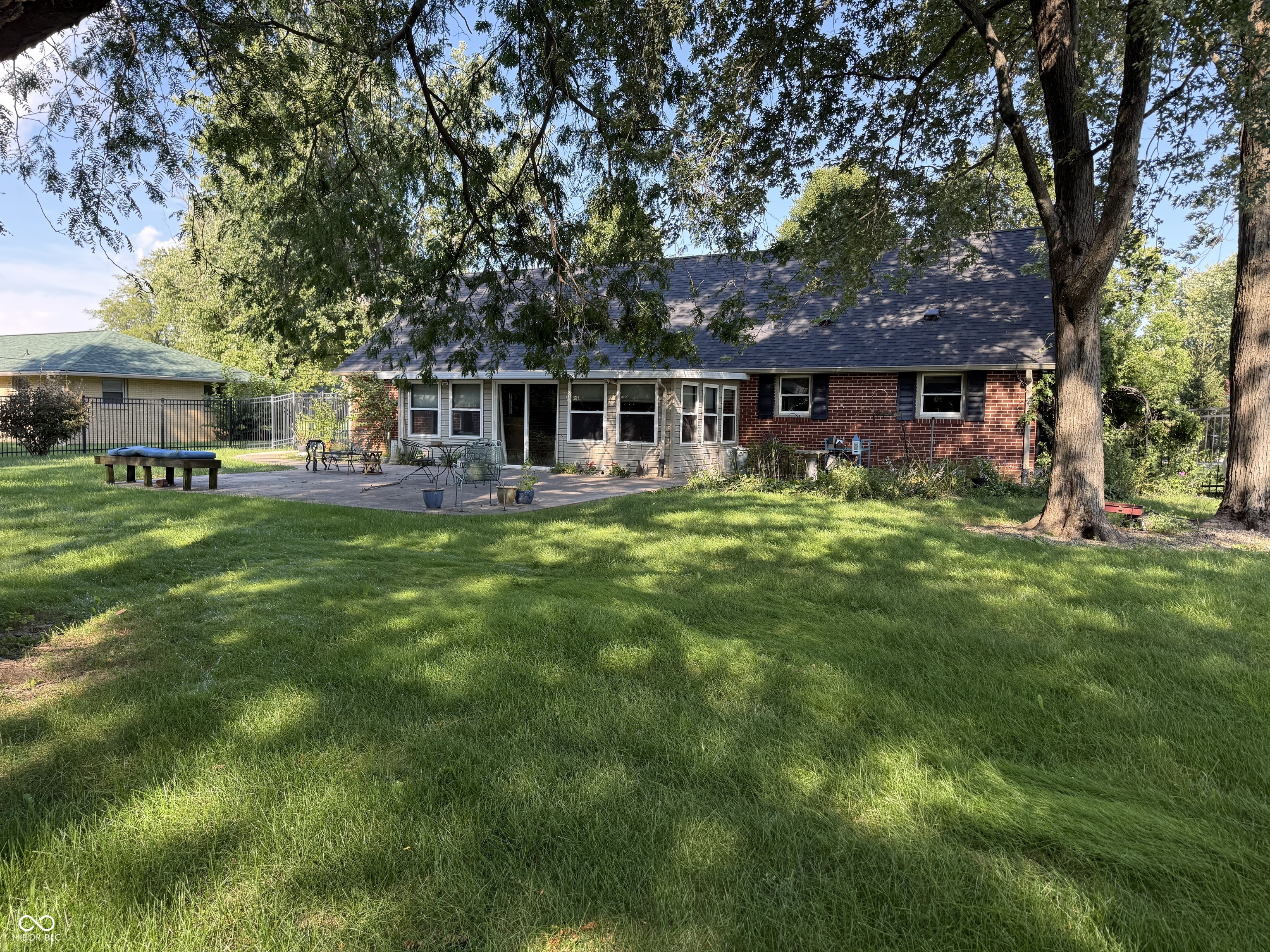 8935 N Mark Drive, Alexandria, IN, 46001 photo 4 of 24