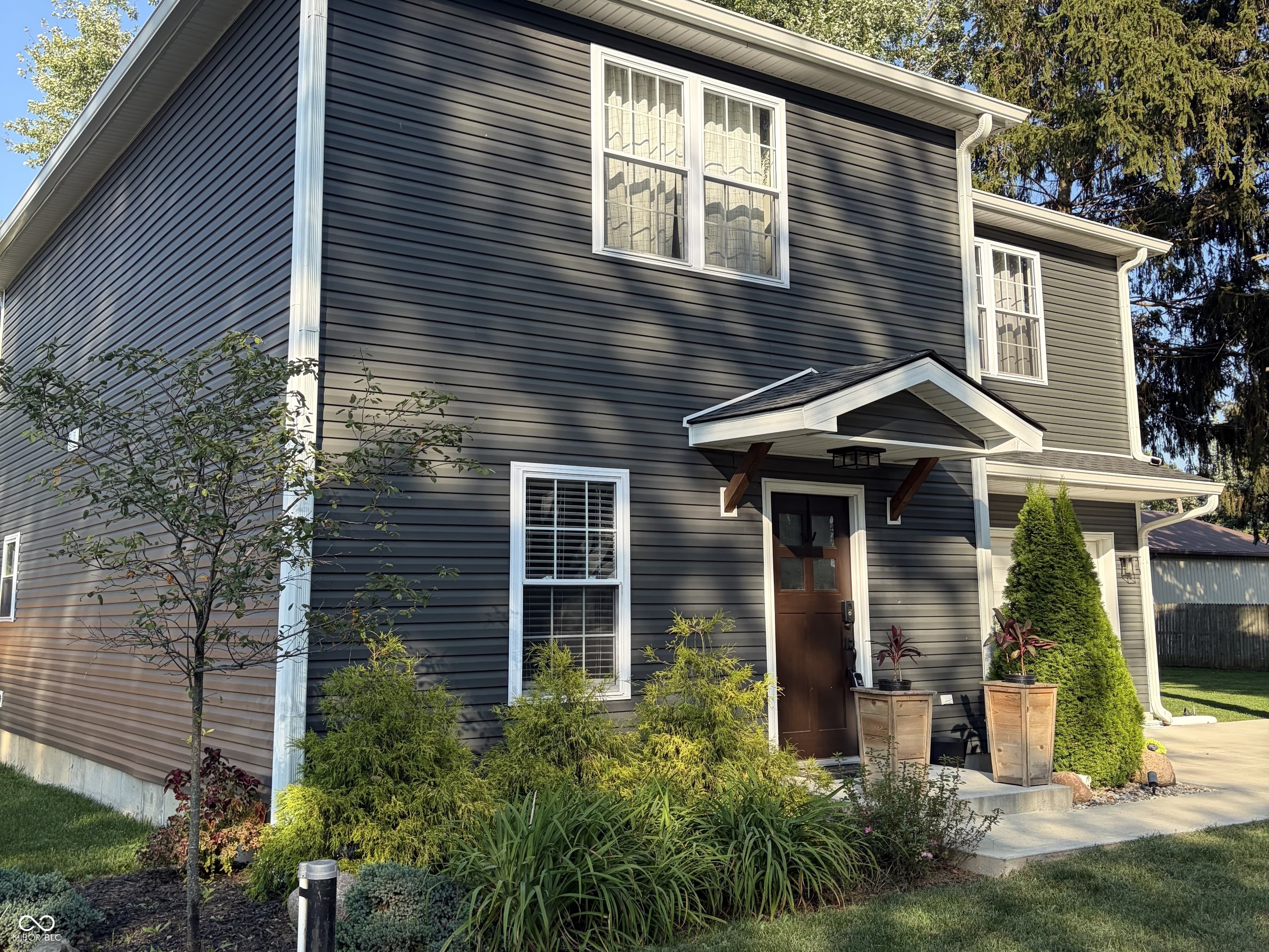 306 W Burnside Avenue, Fairland, IN, 46126 photo 4 of 57
