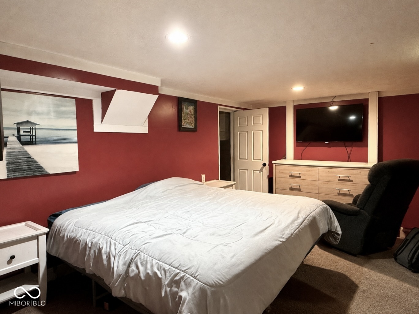 2422 Union Street, Indianapolis, IN, 46225 photo 4 of 13