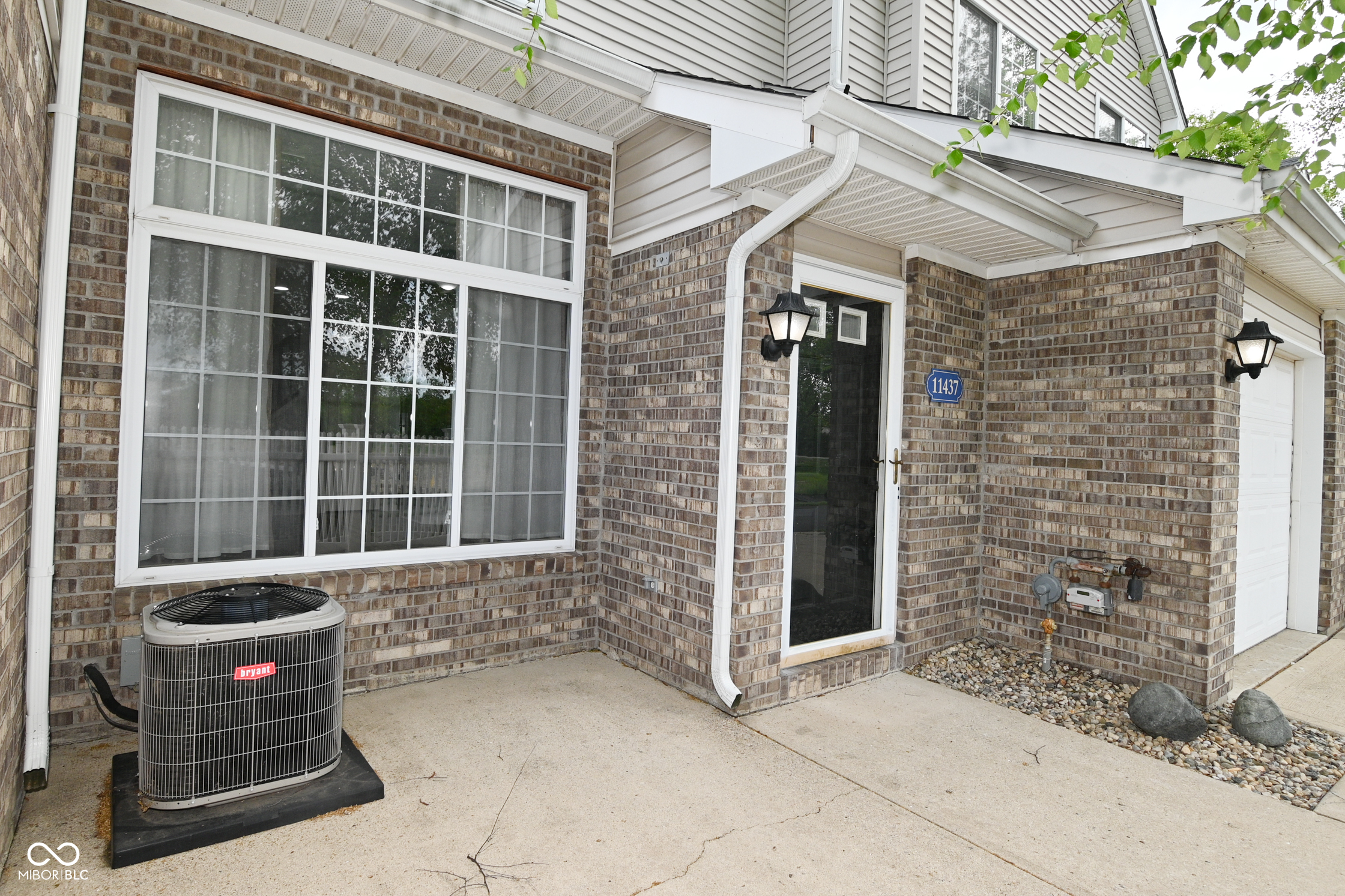 11437 Enclave Boulevard, Fishers, IN, 46038 photo 4 of 39