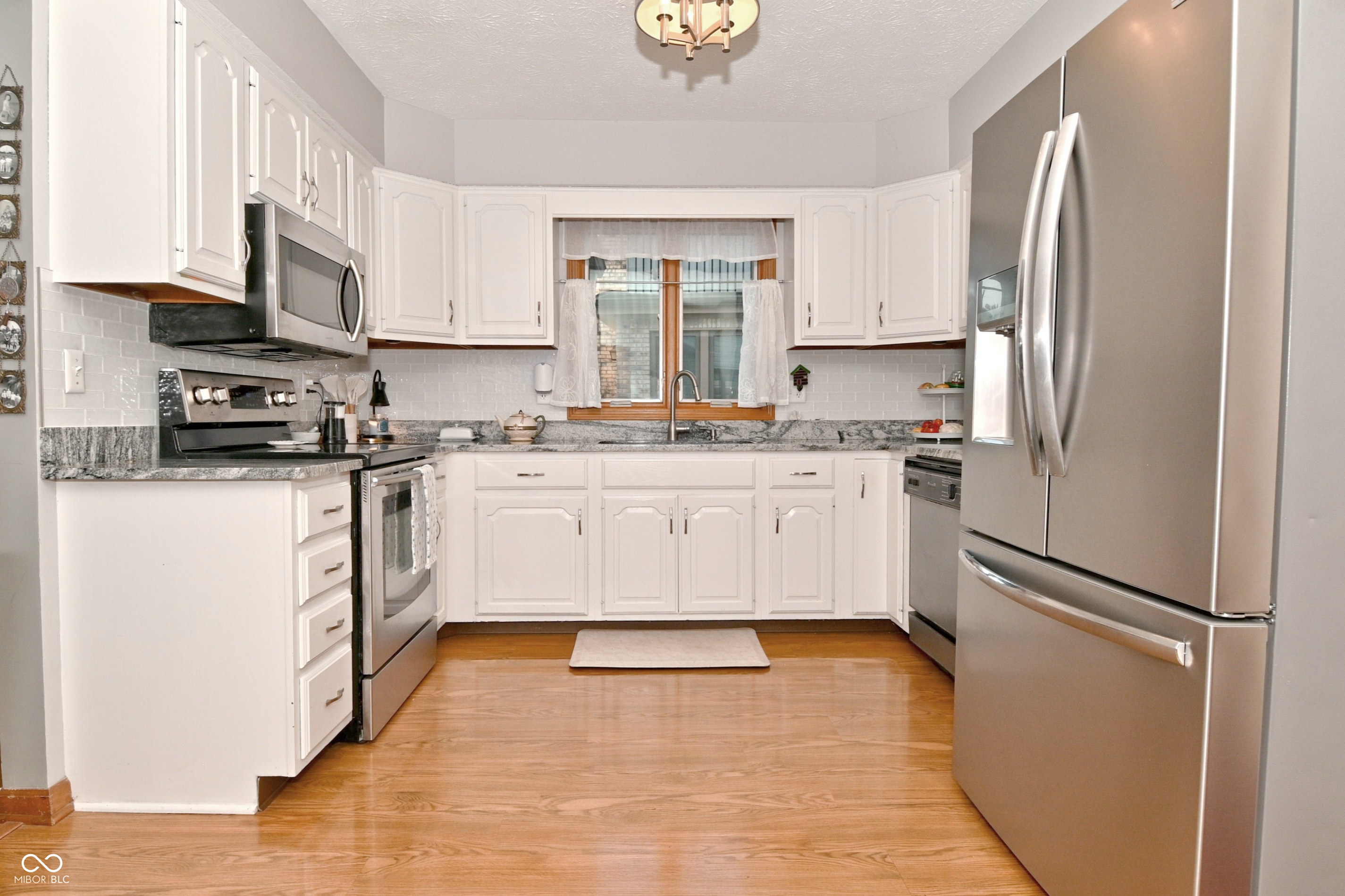 8336 Chapel Pines Drive, Indianapolis, IN, 46234 photo 4 of 20