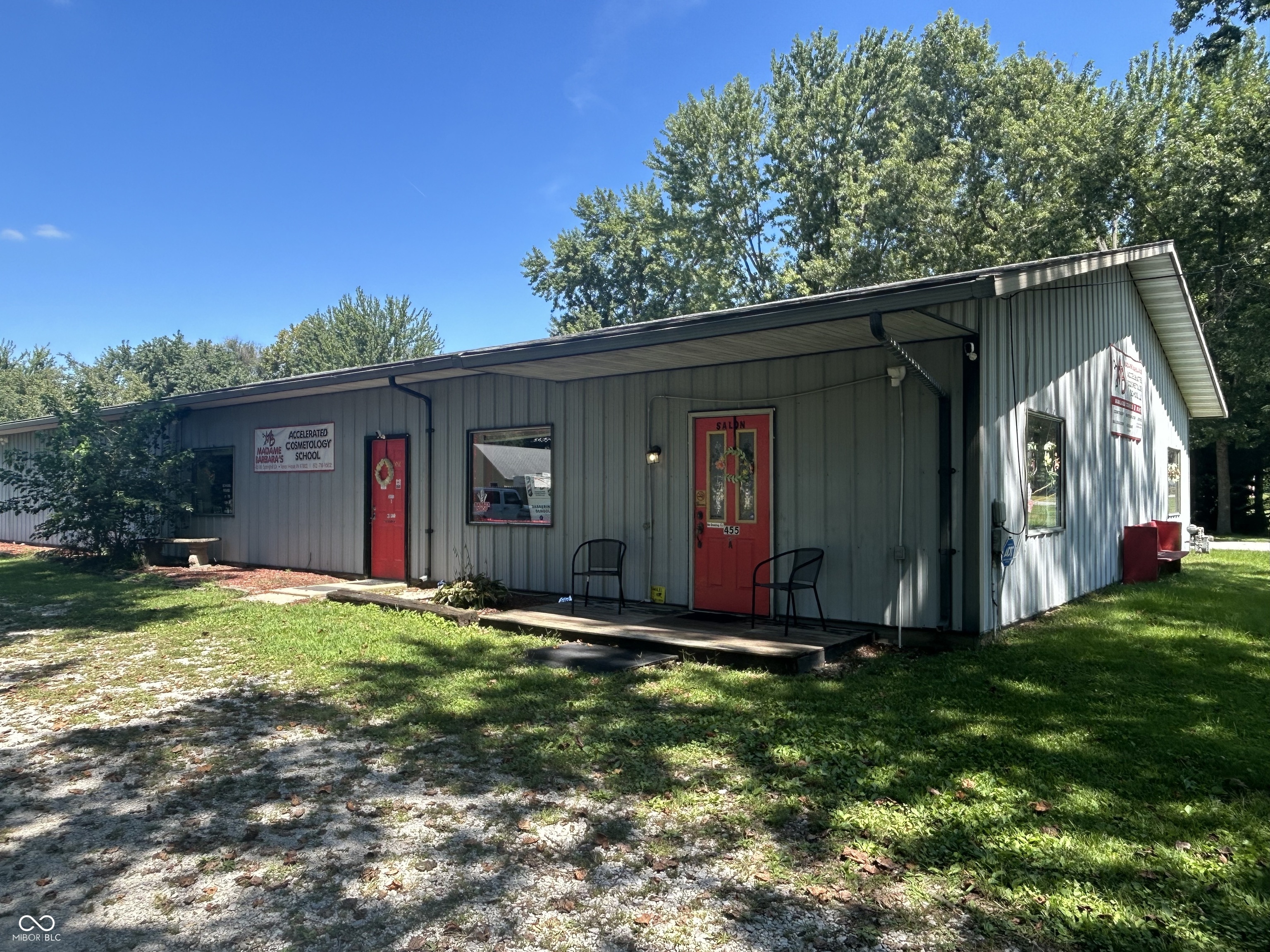 455 W Springhill Drive, Terre Haute, IN, 47802 photo 4 of 45