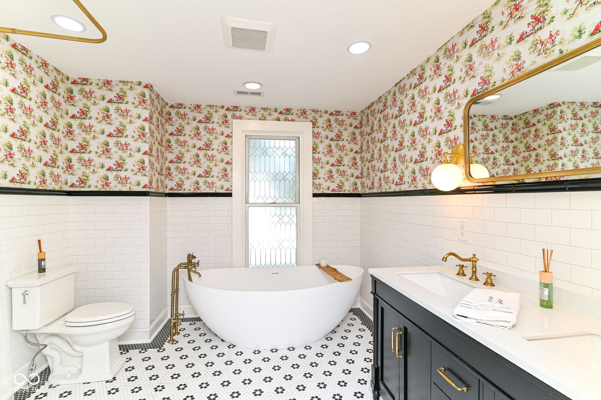 411 E Main Street, Plainfield, IN, 46168 photo 4 of 55
