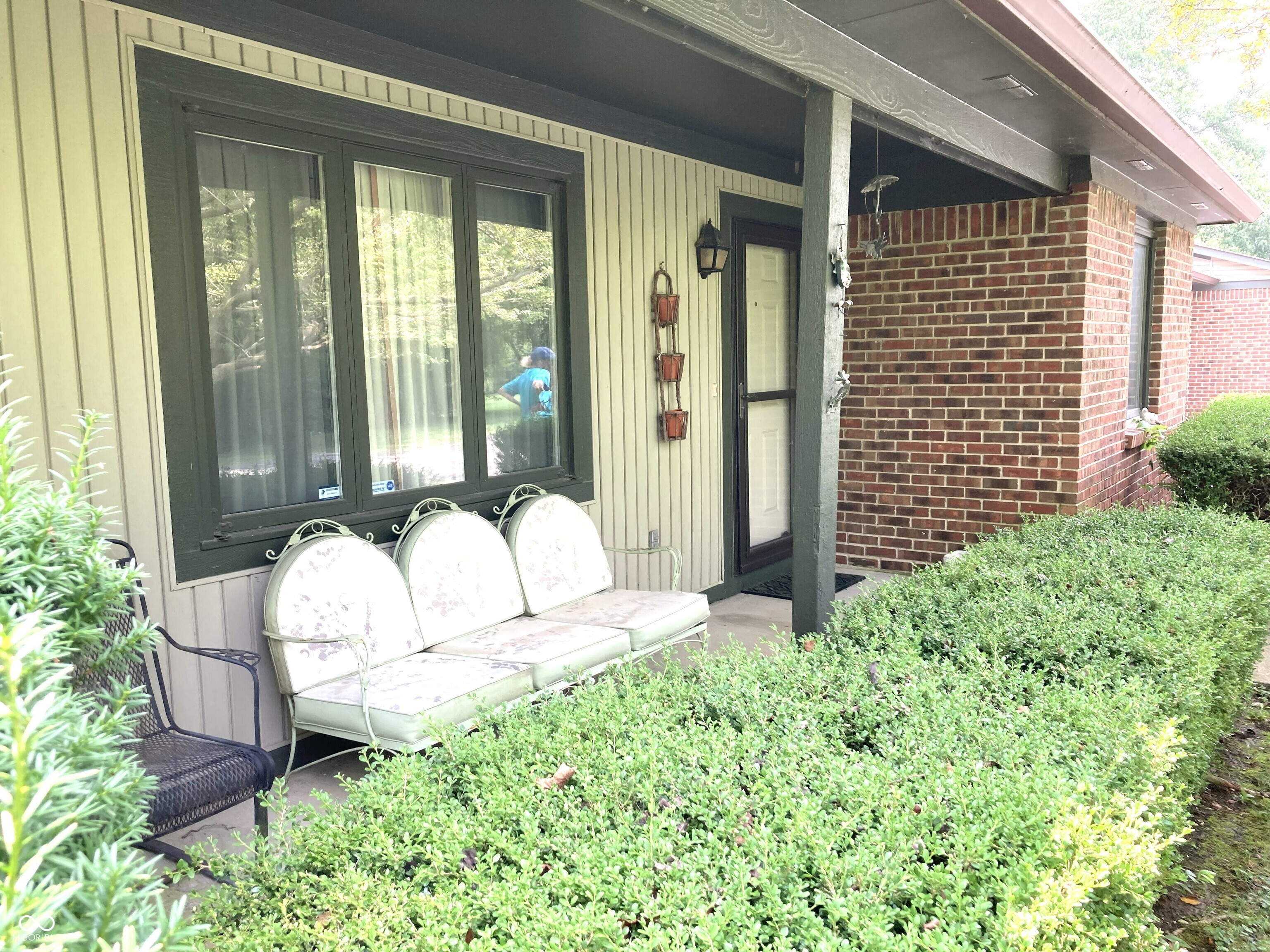 2580 N Willow Way, Indianapolis, IN, 46268 photo 4 of 34