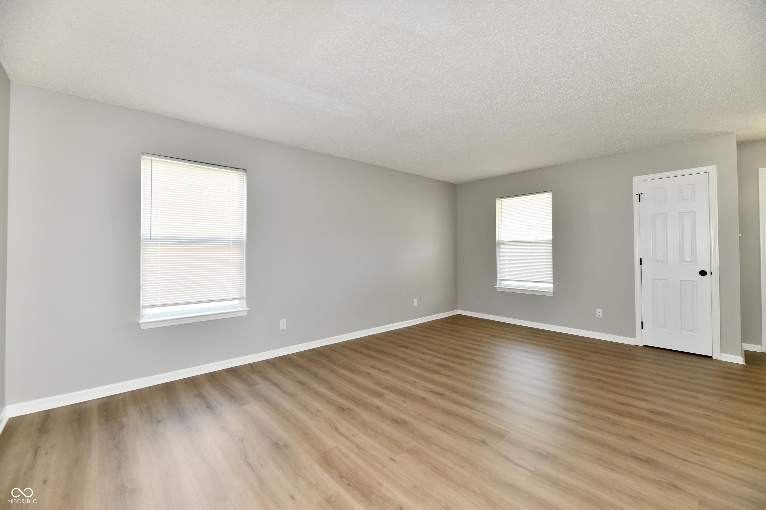 4928 Flame Way, Indianapolis, IN, 46254 photo 4 of 30