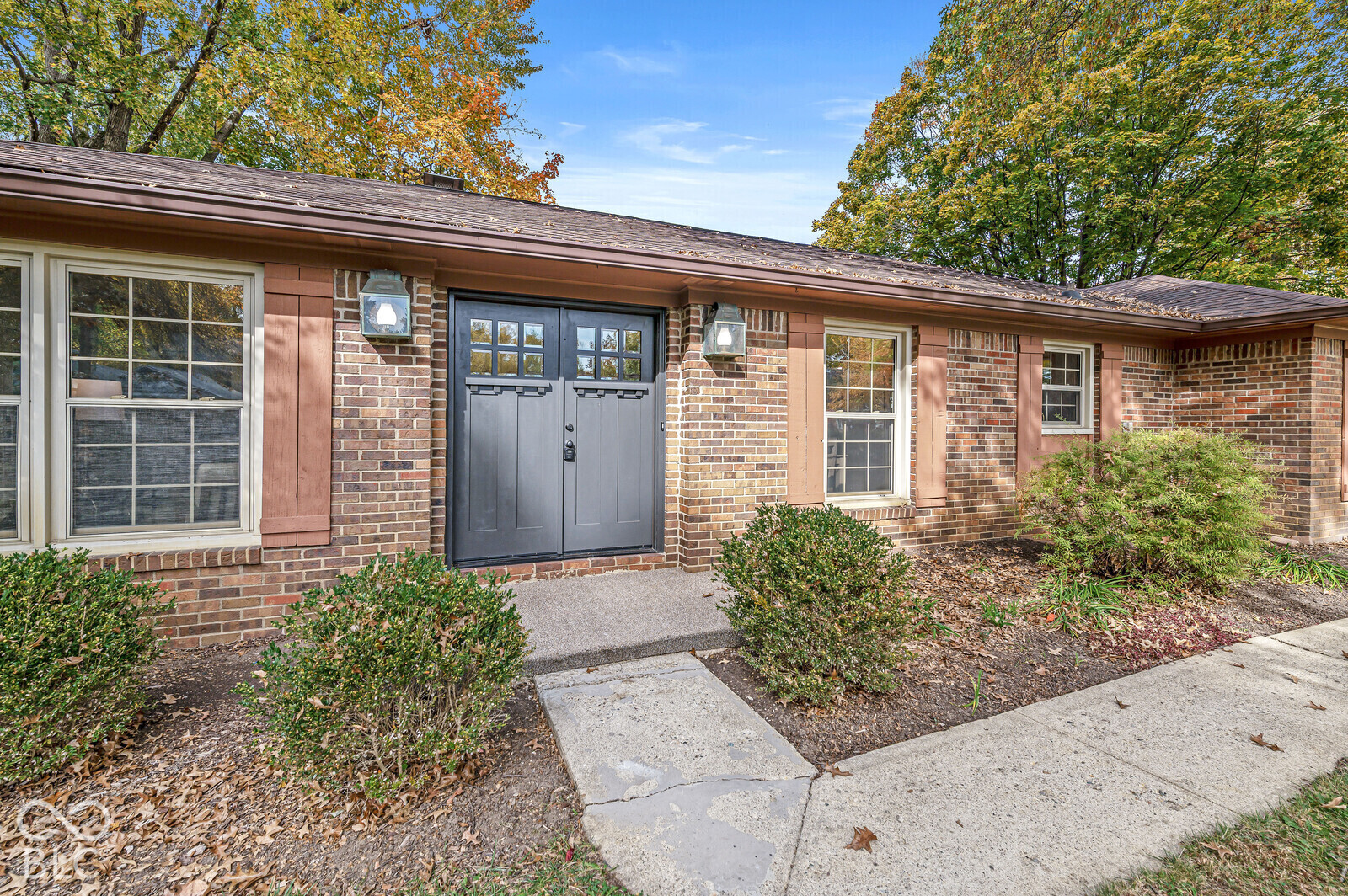 9310 N Tacoma Avenue, Indianapolis, IN, 46240 photo 4 of 50