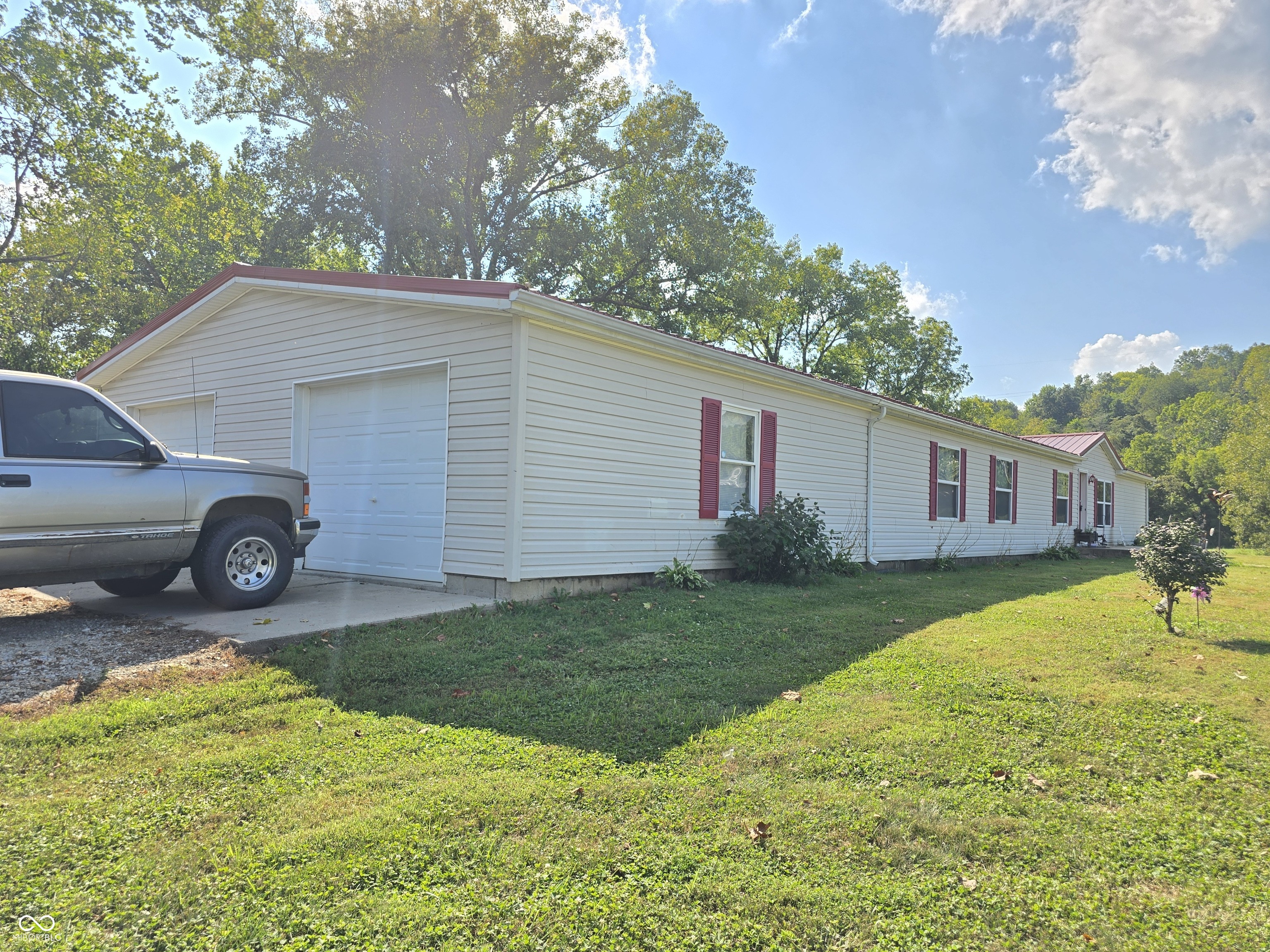 9099 Pipe Creek Road, Metamora, IN, 47030 photo 4 of 56
