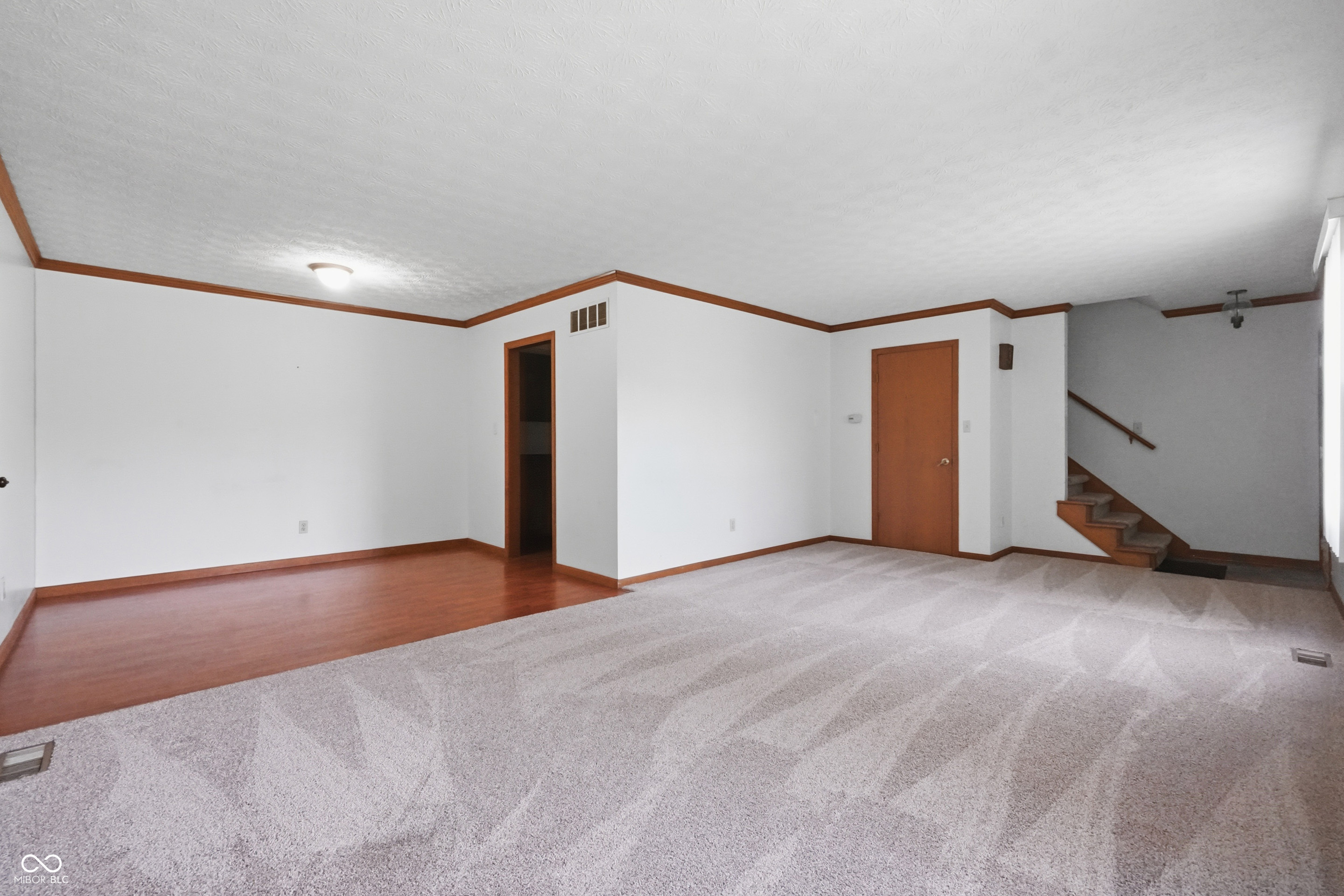 6249 Apache Drive, Indianapolis, IN, 46254 photo 4 of 15