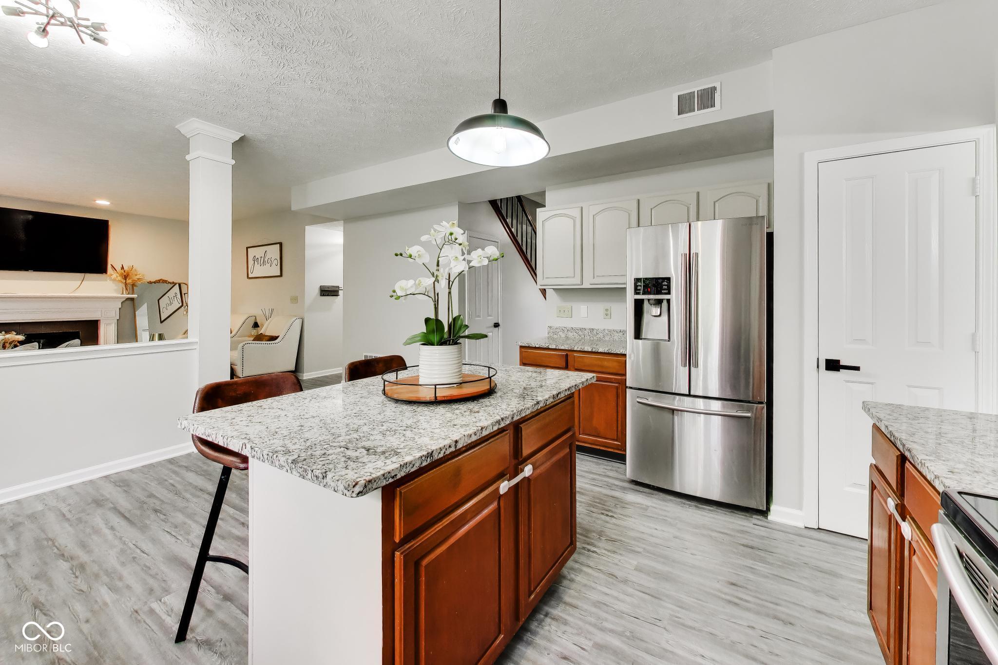14561 Waverly Drive, Carmel, IN, 46033 photo 4 of 34