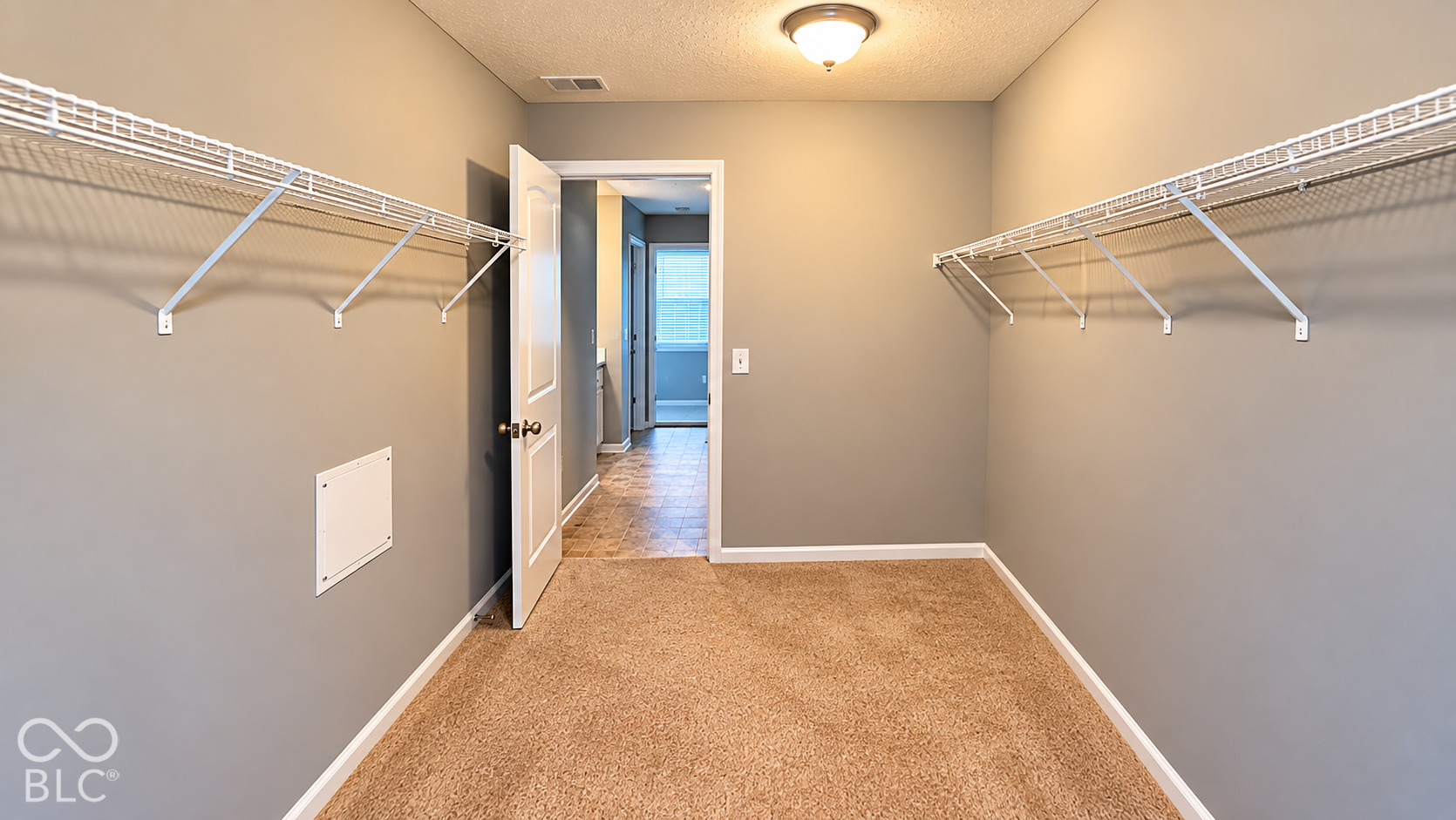 2909 Pointe Bay Road, Indianapolis, IN, 46229 photo 4 of 11