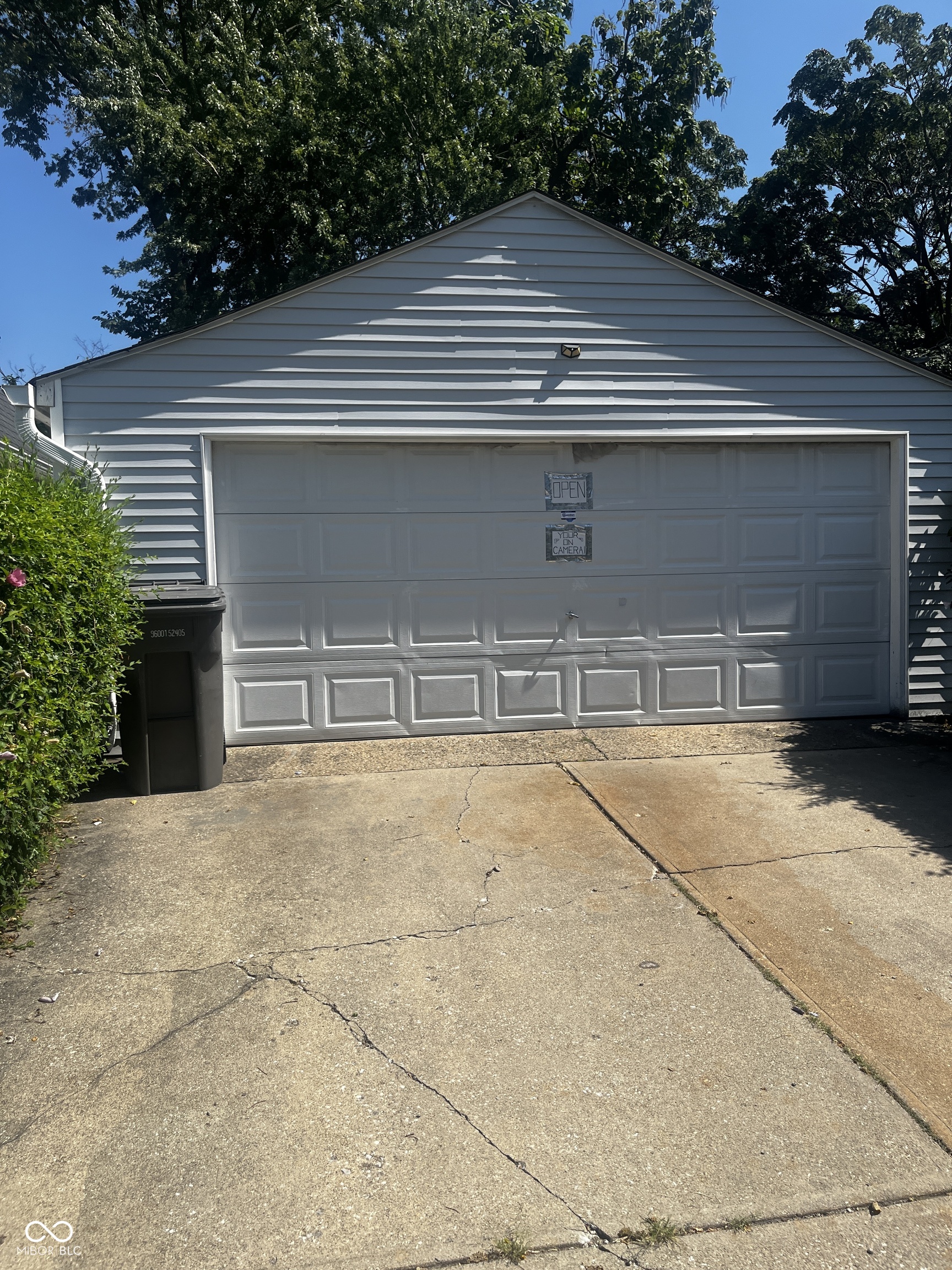1433 Charles Street, Indianapolis, IN, 46225 photo 4 of 36