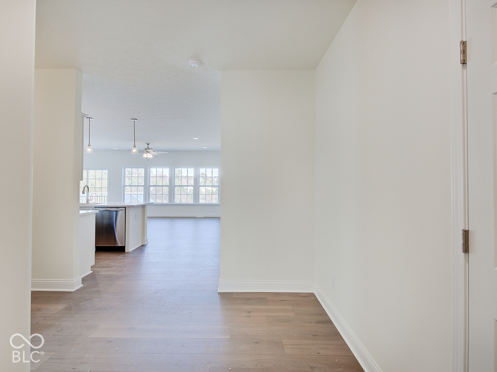 757 Lake Vista Drive, Columbus, IN, 47201 photo 4 of 55
