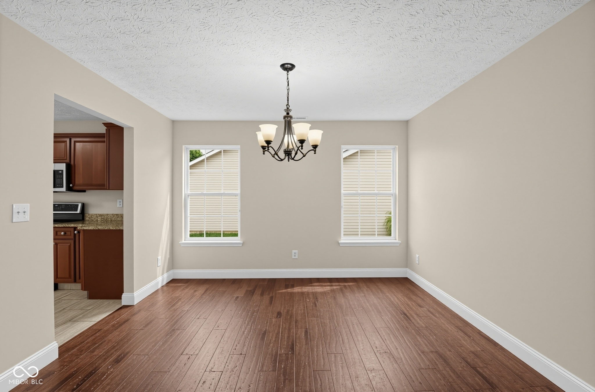 11214 Beardsley Way, Fishers, IN, 46038 photo 4 of 12