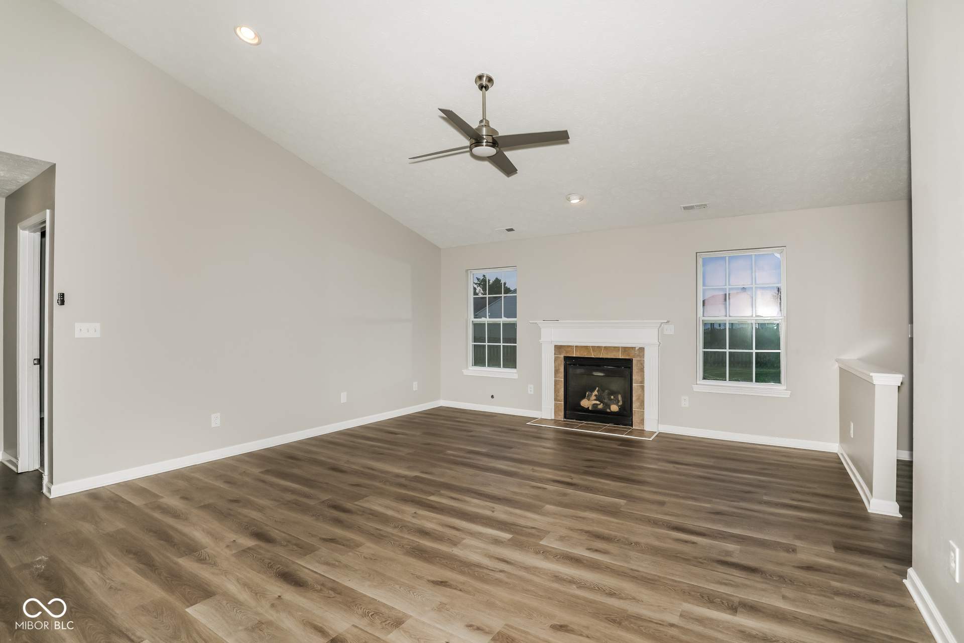 11620 Tucker Court, Indianapolis, IN, 46229 photo 4 of 21