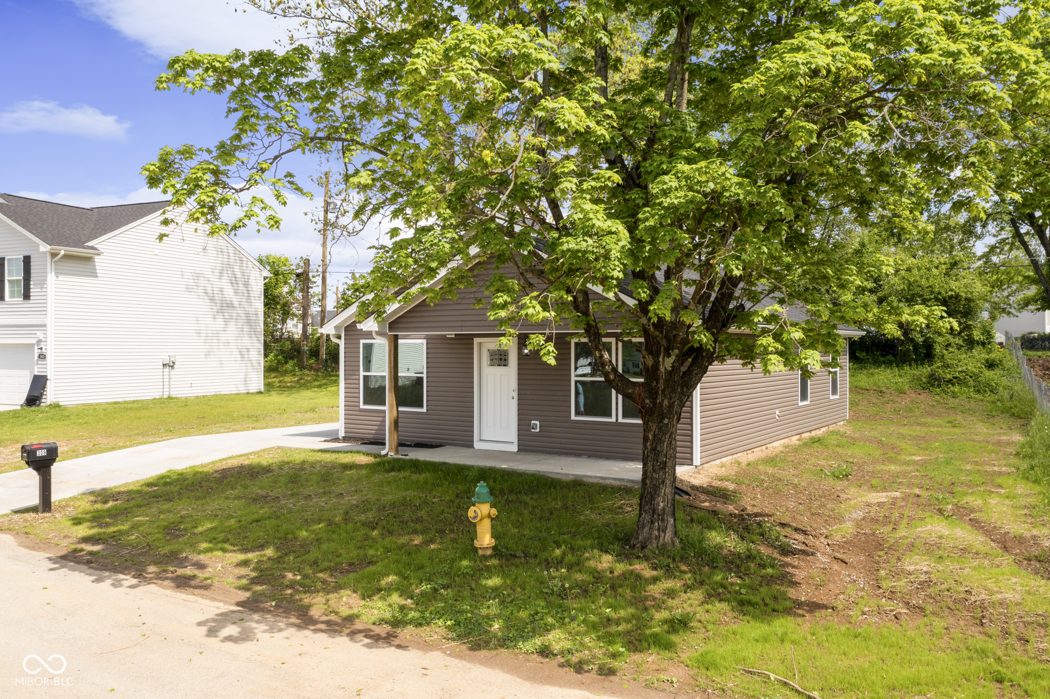 1890 Londondary Way, North Vernon, IN, 47265 photo 4 of 42