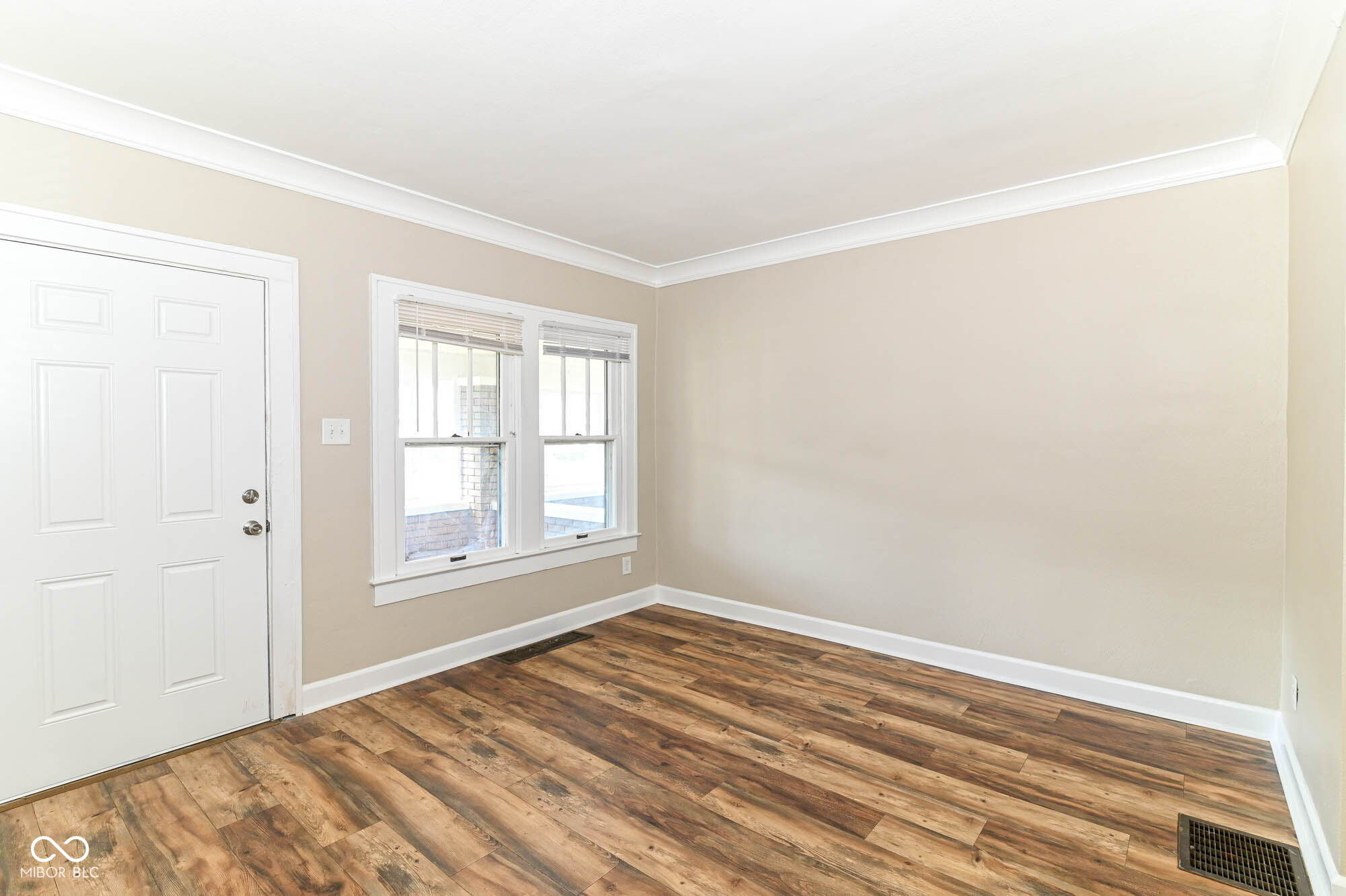 813 N Denny Street, Indianapolis, IN, 46201 photo 4 of 34