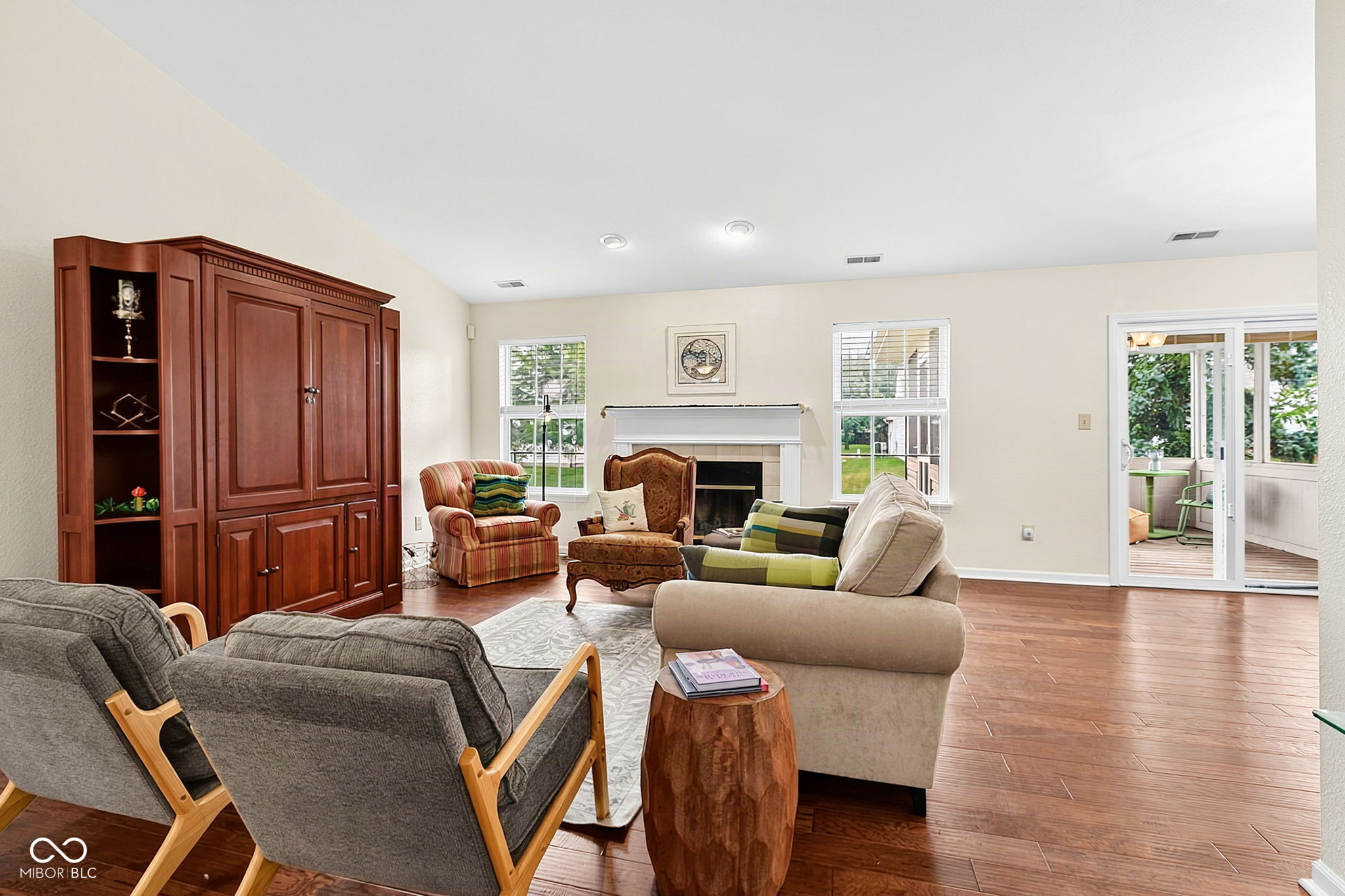 10635 Aspen Drive, Fishers, IN, 46037 photo 4 of 32
