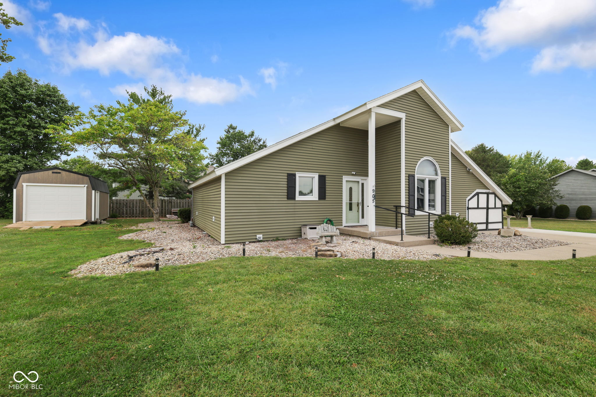905 N Hamilton Drive N, Greensburg, IN, 47240 photo 4 of 38