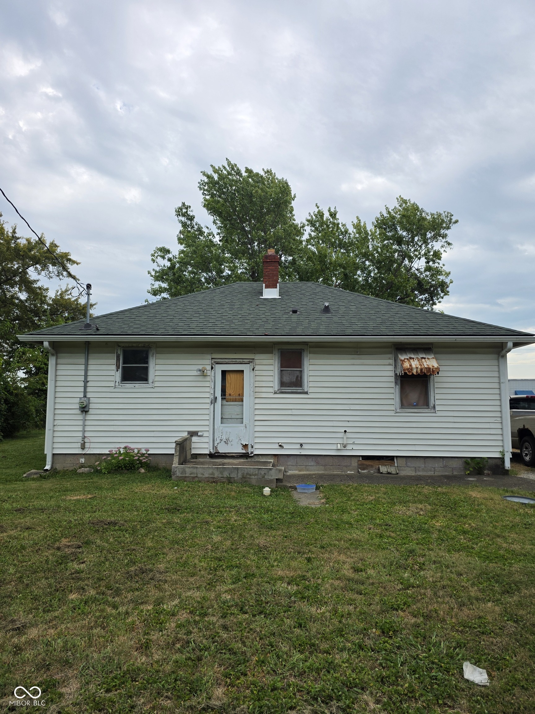 2530 S Holt Road, Indianapolis, IN, 46241 photo 4 of 5