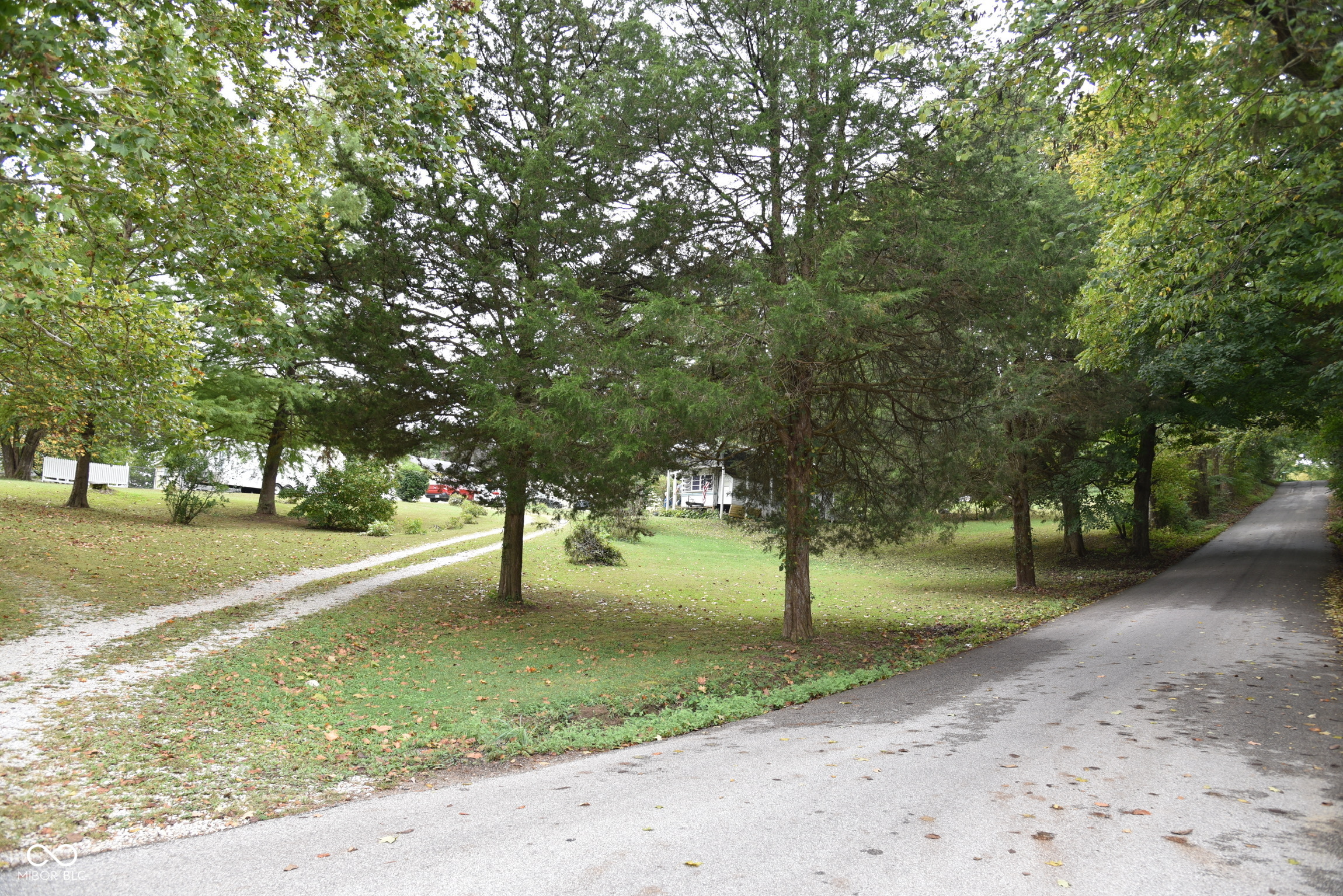 2064 Leatherwood Road, Bedford, IN, 47421 photo 4 of 34