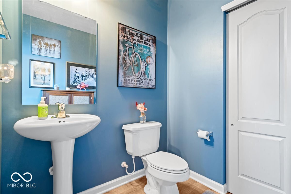 13514 Molique Boulevard, Fishers, IN, 46060 photo 4 of 35