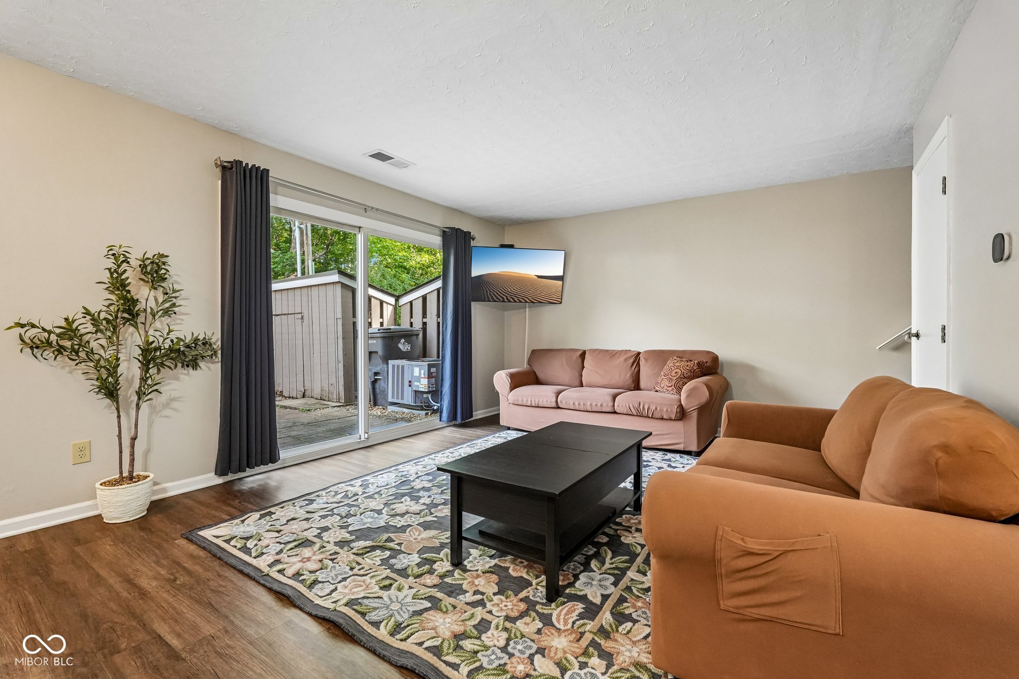 3962 Braddock Road, Indianapolis, IN, 46268 photo 4 of 42