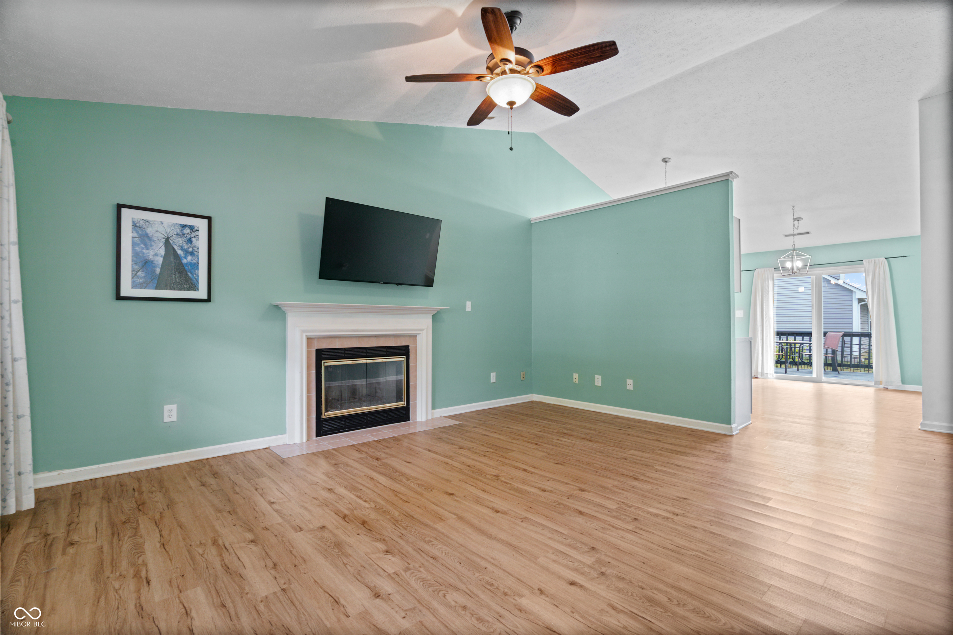 11267 Harrington Lane, Fishers, IN, 46038 photo 4 of 20