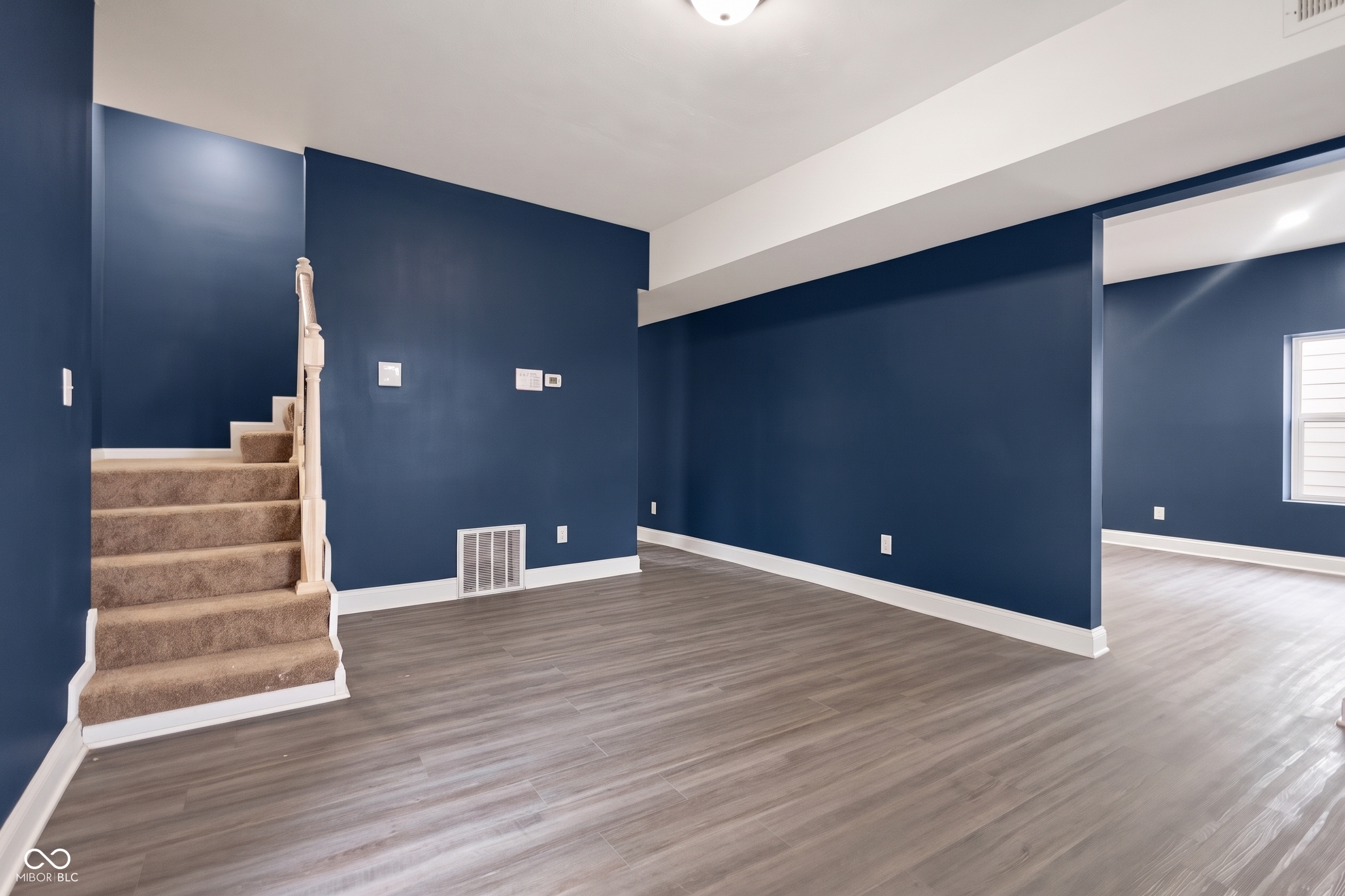 512 W 2nd Street, Marion, IN, 46952 photo 4 of 29
