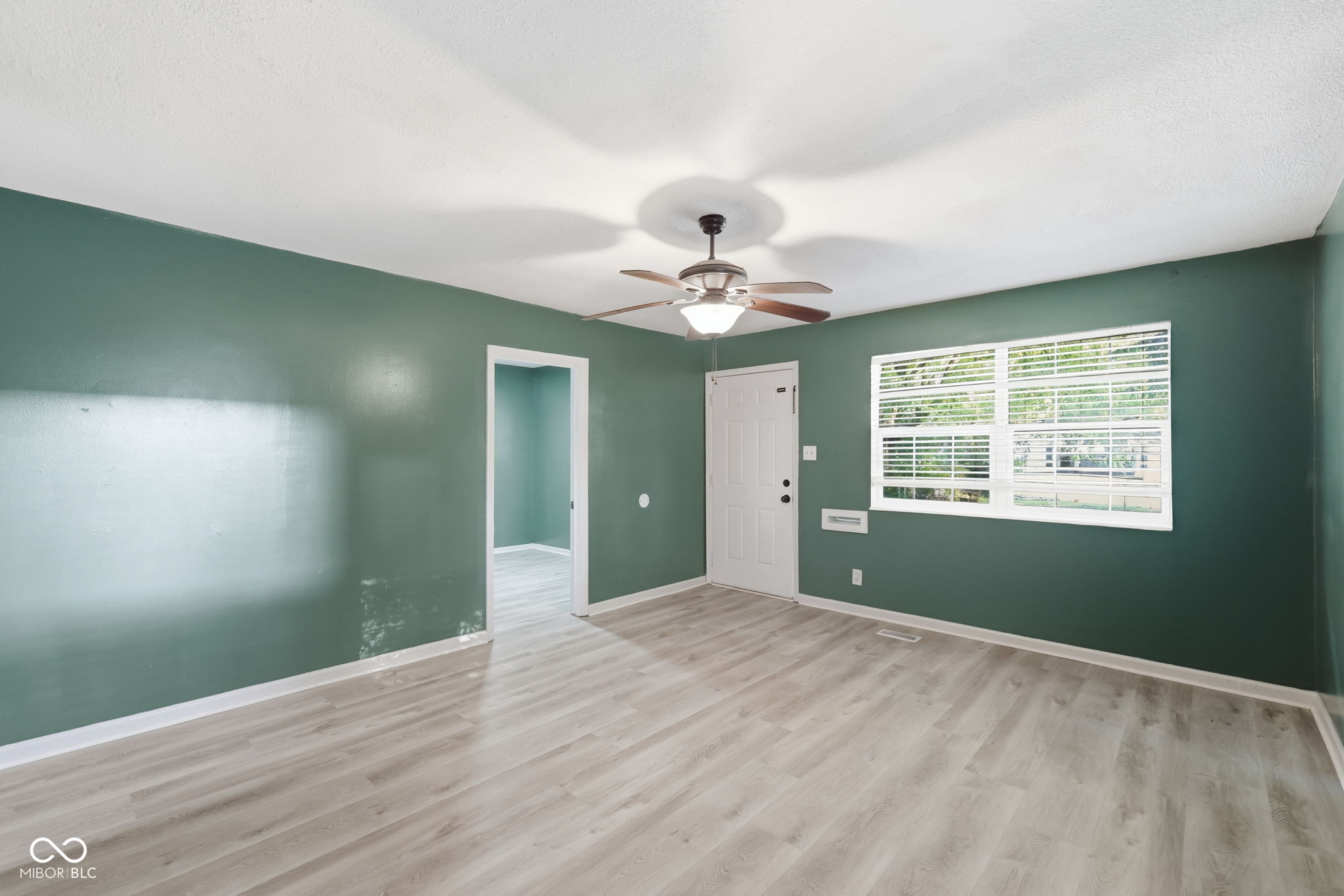 1333 W Pruitt Street, Indianapolis, IN, 46208 photo 4 of 25
