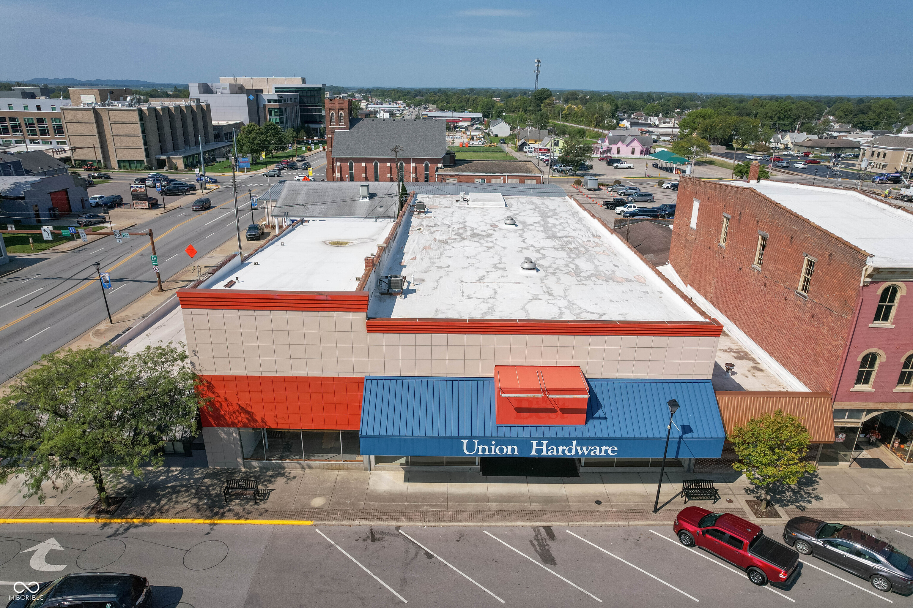 116 S Chestnut Street, Seymour, IN, 47274 photo 4 of 47
