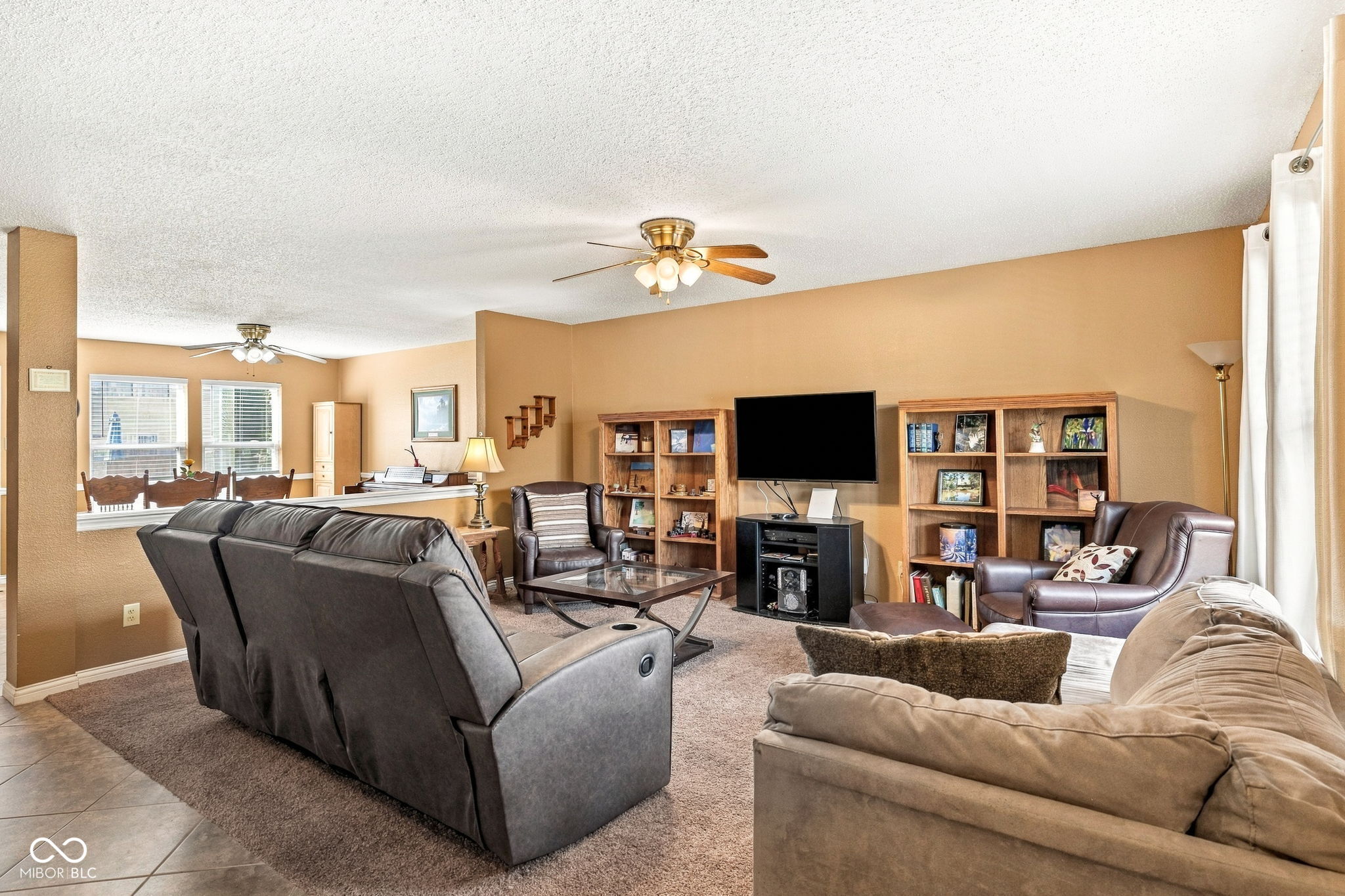6852 Maywood Circle, Avon, IN, 46123 photo 4 of 30