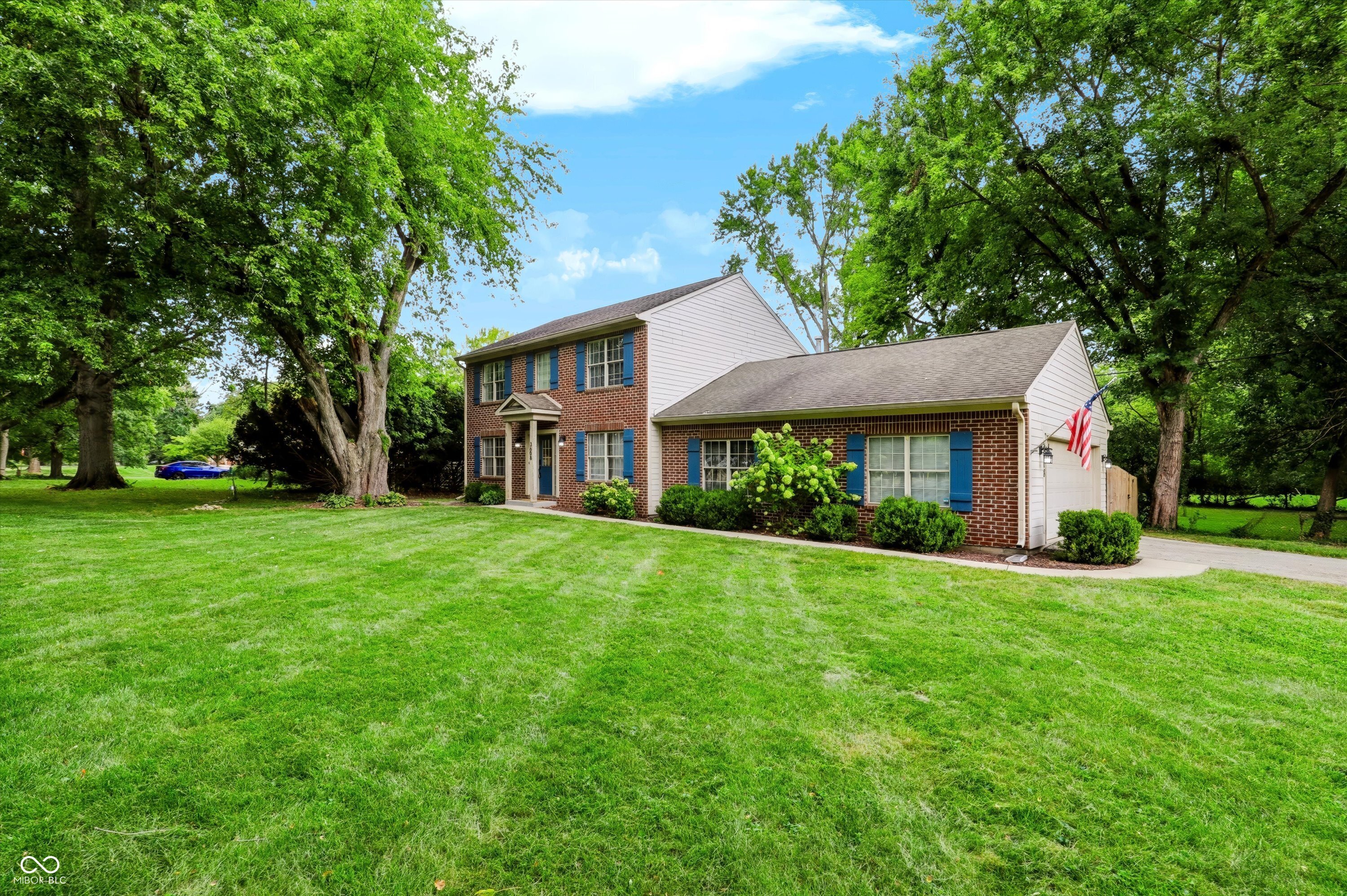 3608 Kessler Boulevard East Drive, Indianapolis, IN, 46220 photo 4 of 50