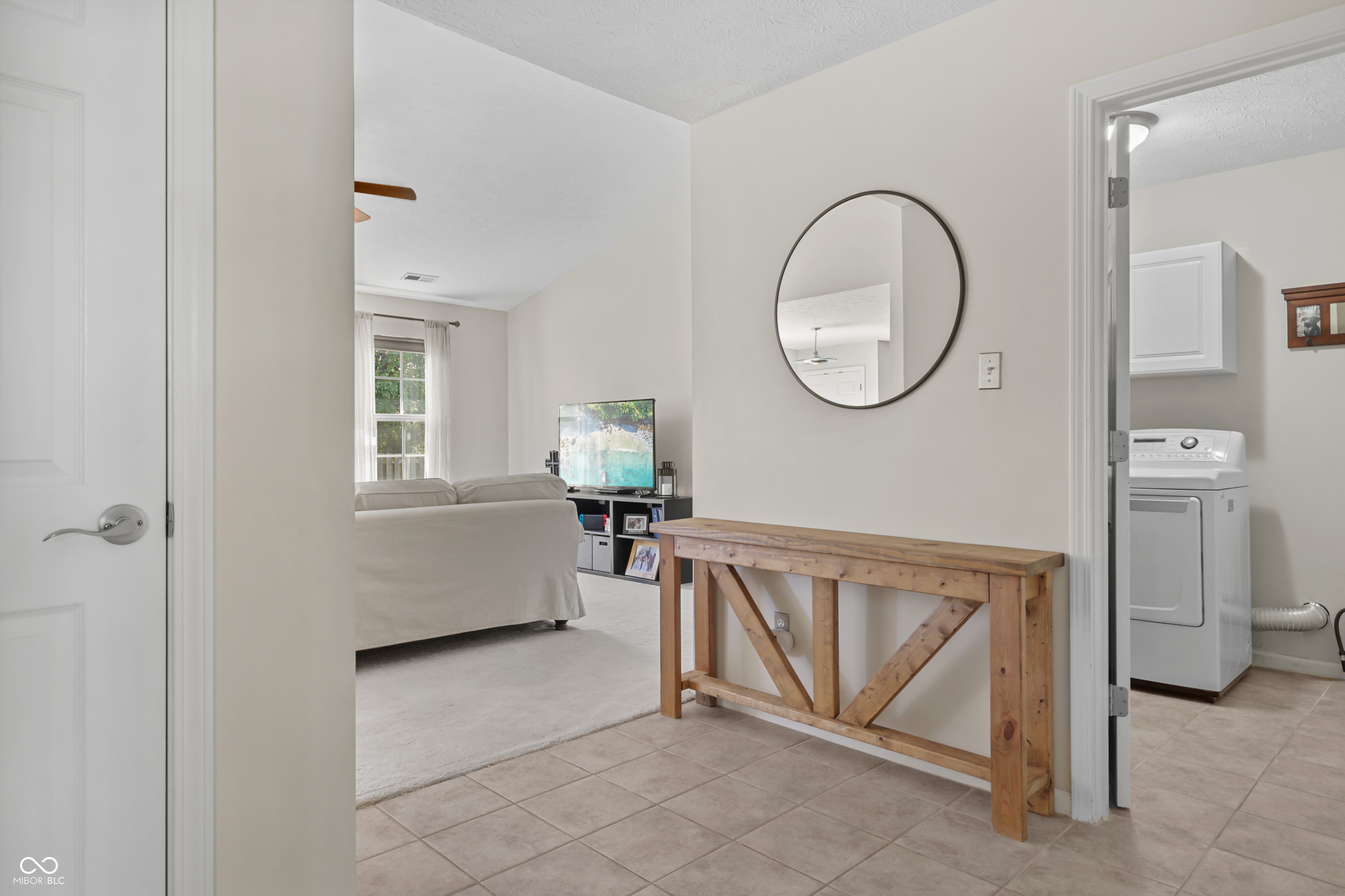 6039 Janel Circle, Indianapolis, IN, 46237 photo 4 of 28