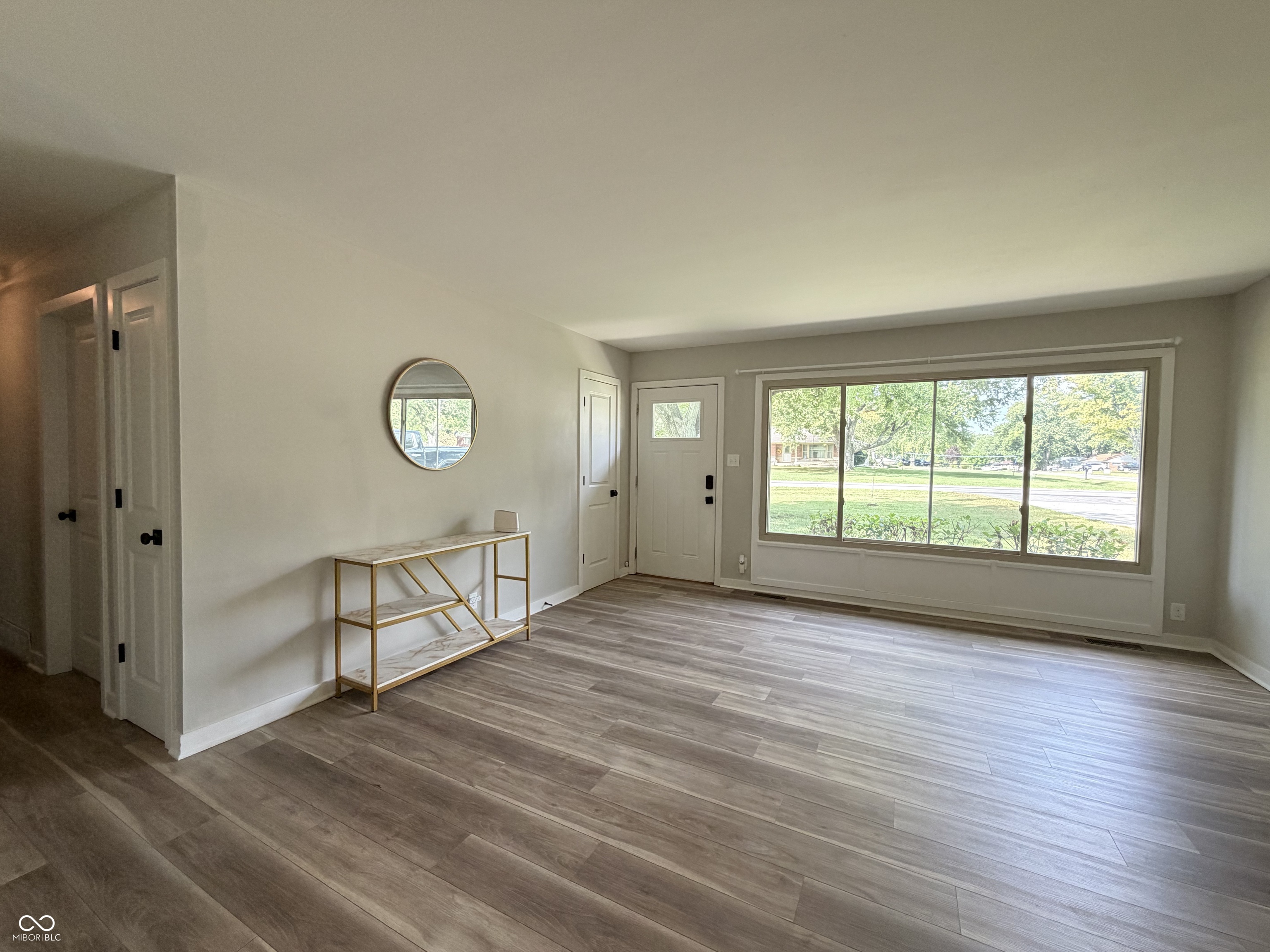 4655 Earlham Drive, Indianapolis, IN, 46227 photo 4 of 20